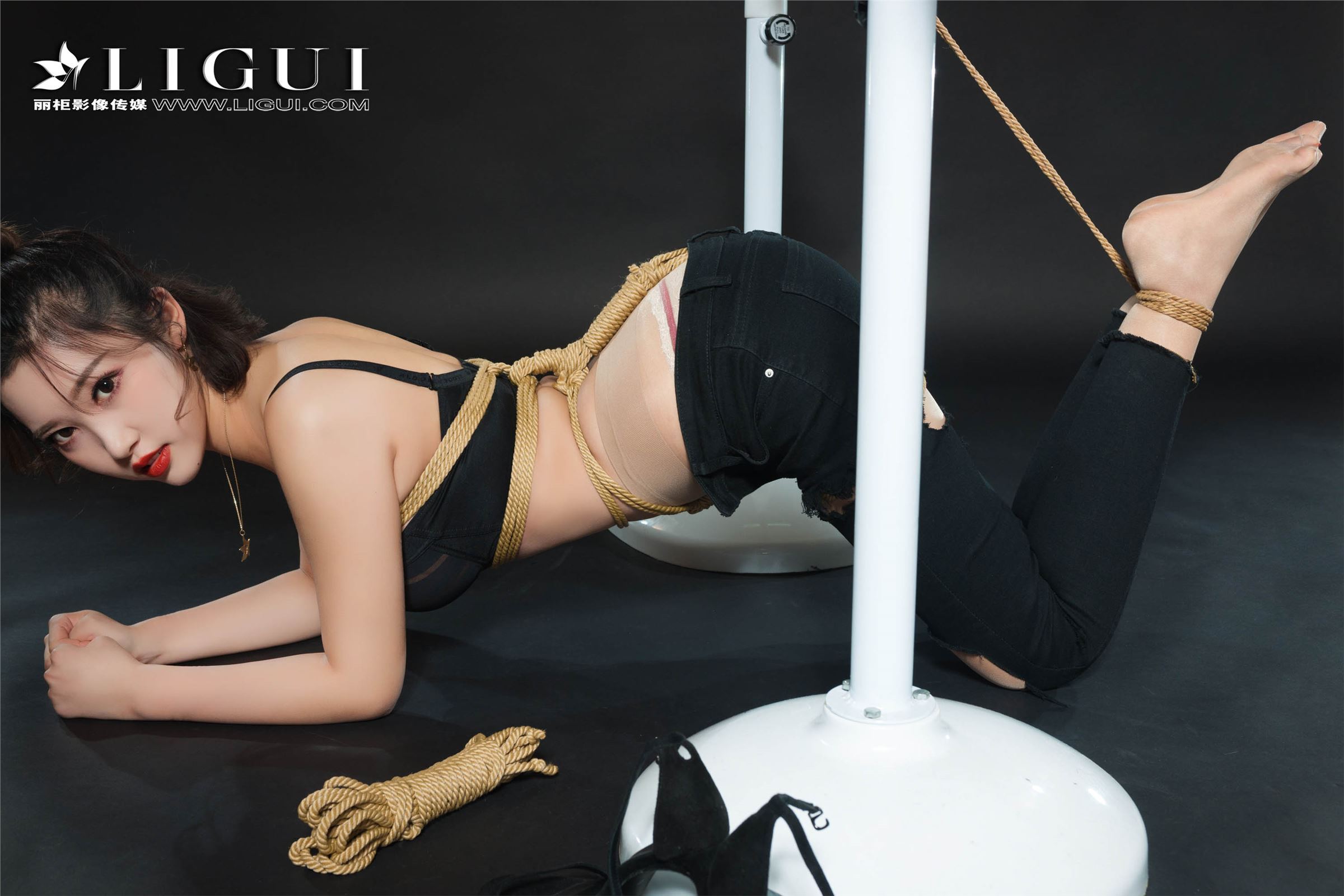 [Ligui丽柜]2018.11.09 网络丽人 Model 筱筱