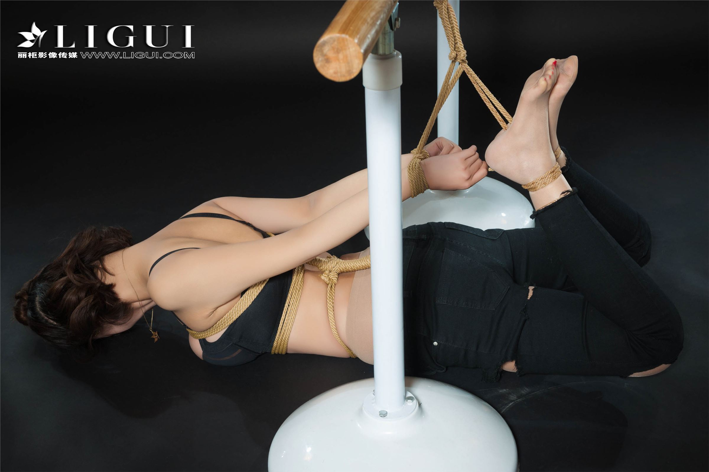 [Ligui丽柜]2018.11.09 网络丽人 Model 筱筱