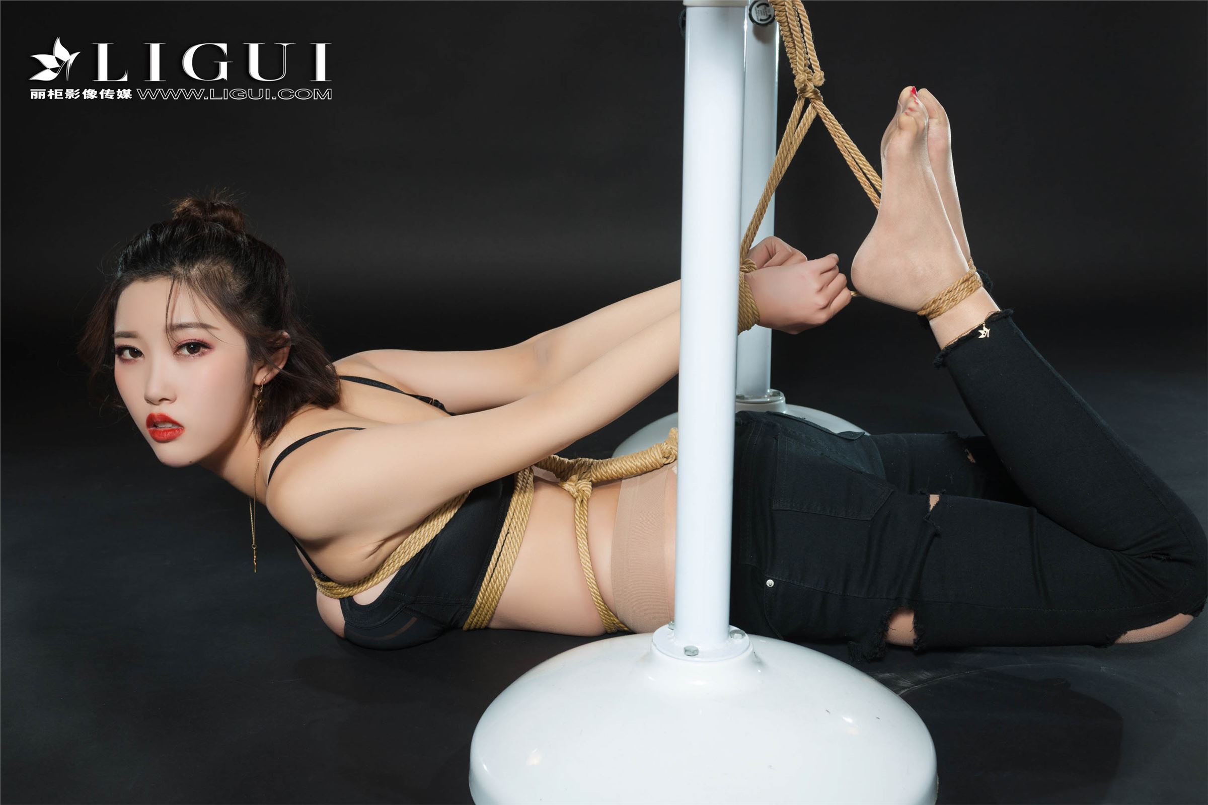 [Ligui丽柜]2018.11.09 网络丽人 Model 筱筱