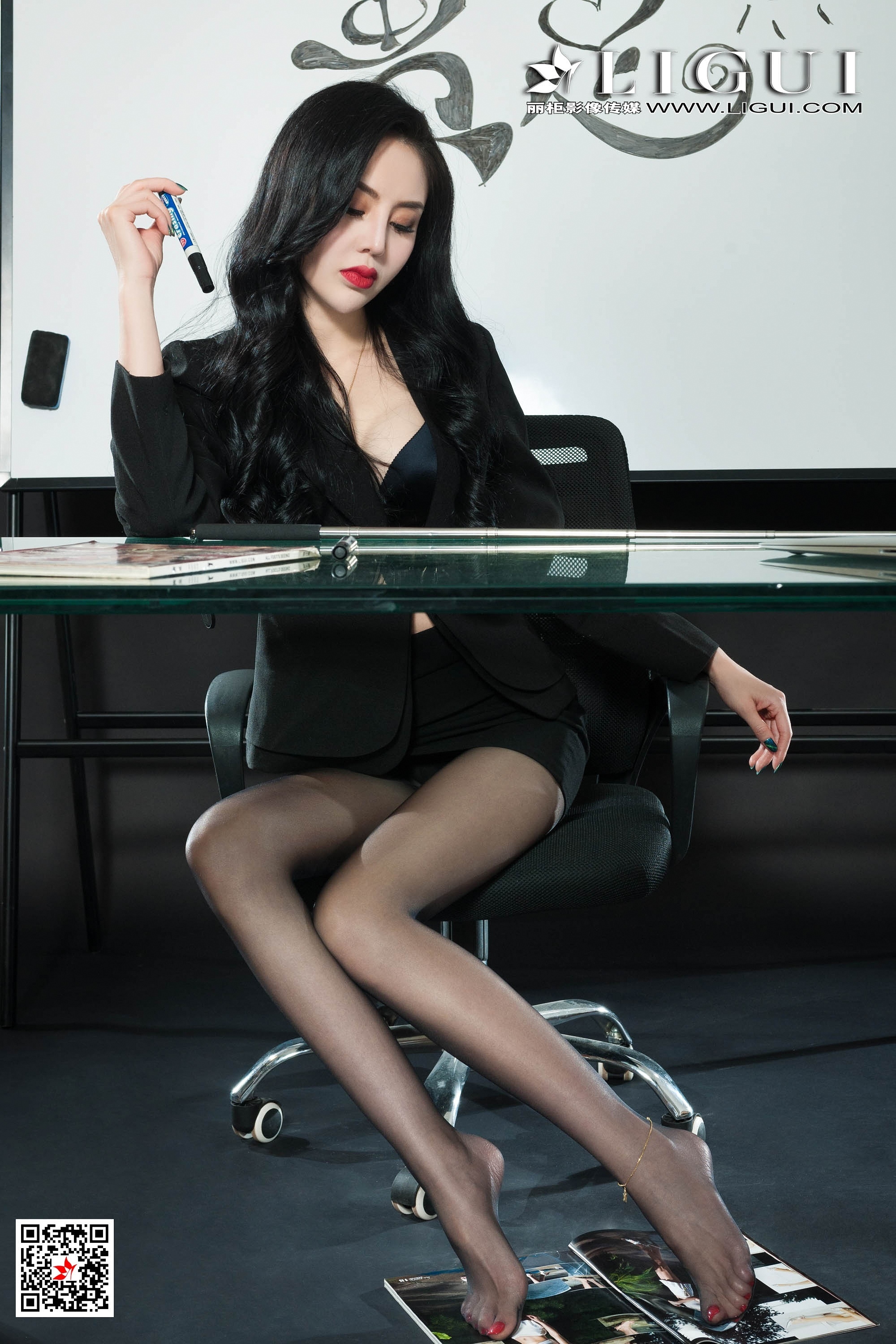 [Ligui丽柜]2018.12.10 Model 凉儿