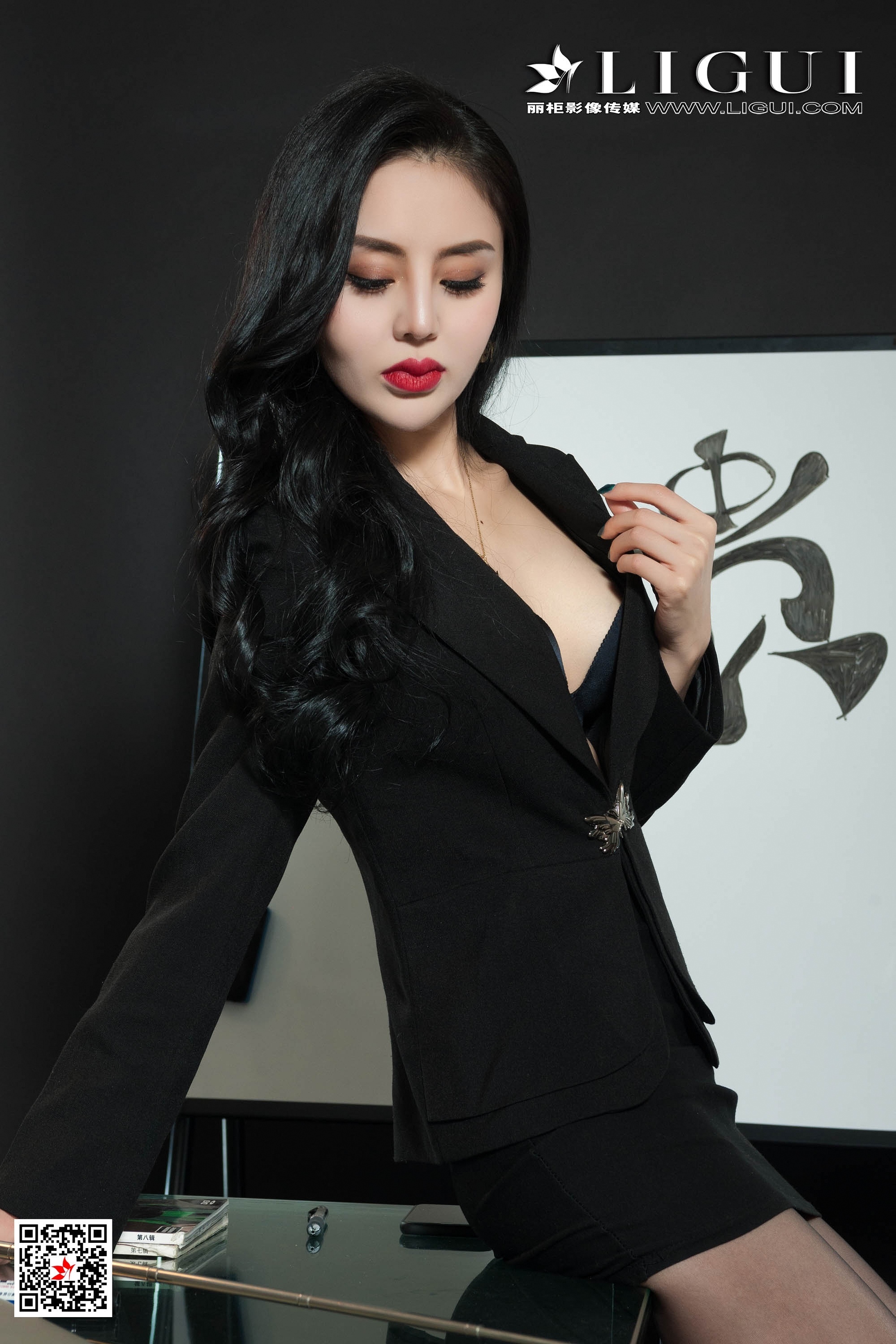 [Ligui丽柜]2018.12.10 Model 凉儿