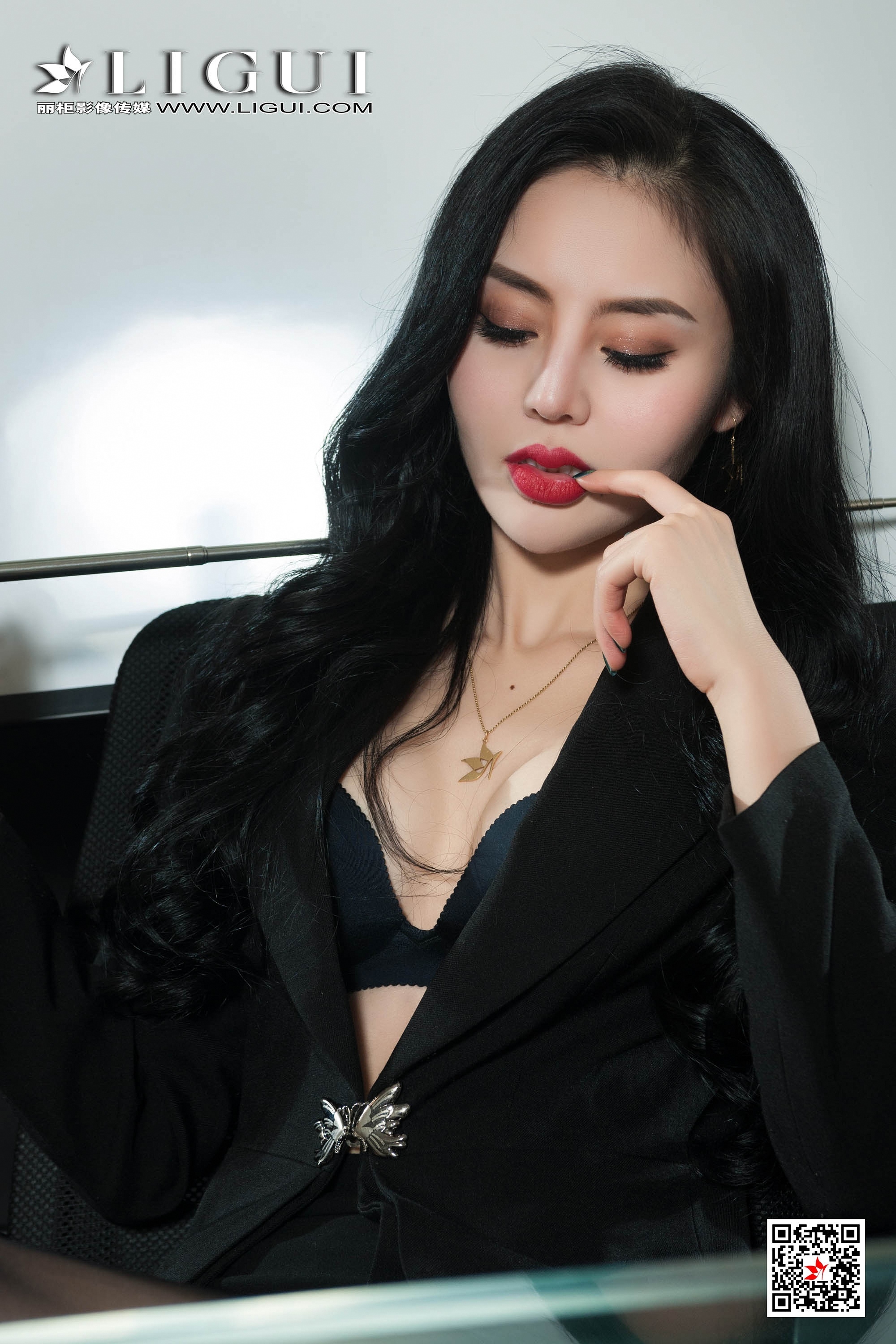 [Ligui丽柜]2018.12.10 Model 凉儿