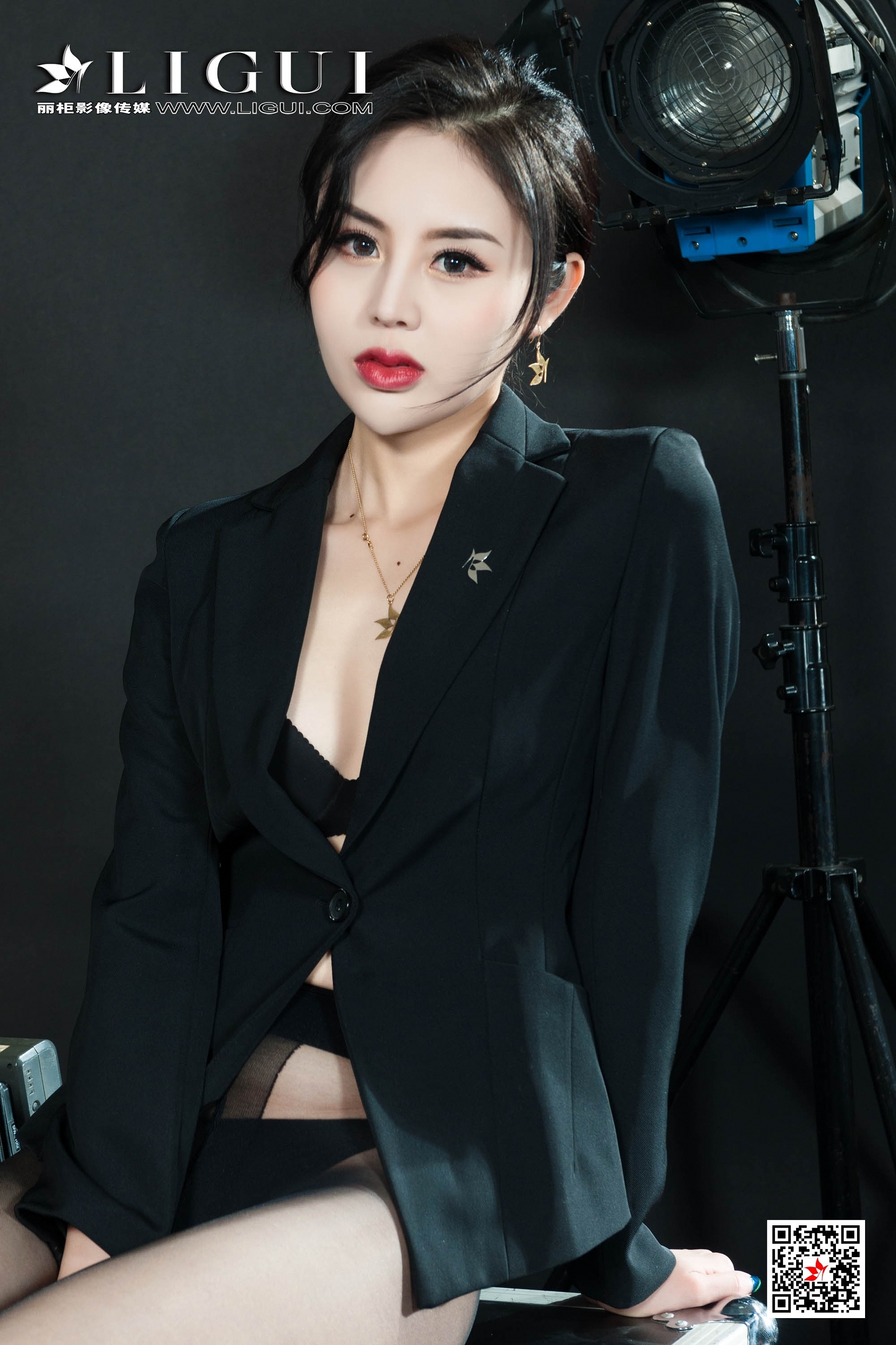 [Ligui丽柜]2019.02.08 Model 凉儿