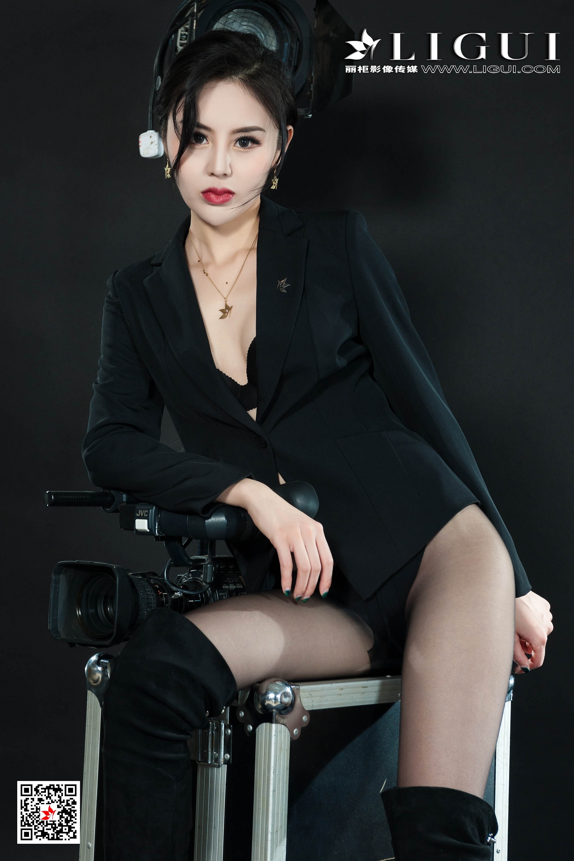 [Ligui丽柜]2019.02.08 Model 凉儿