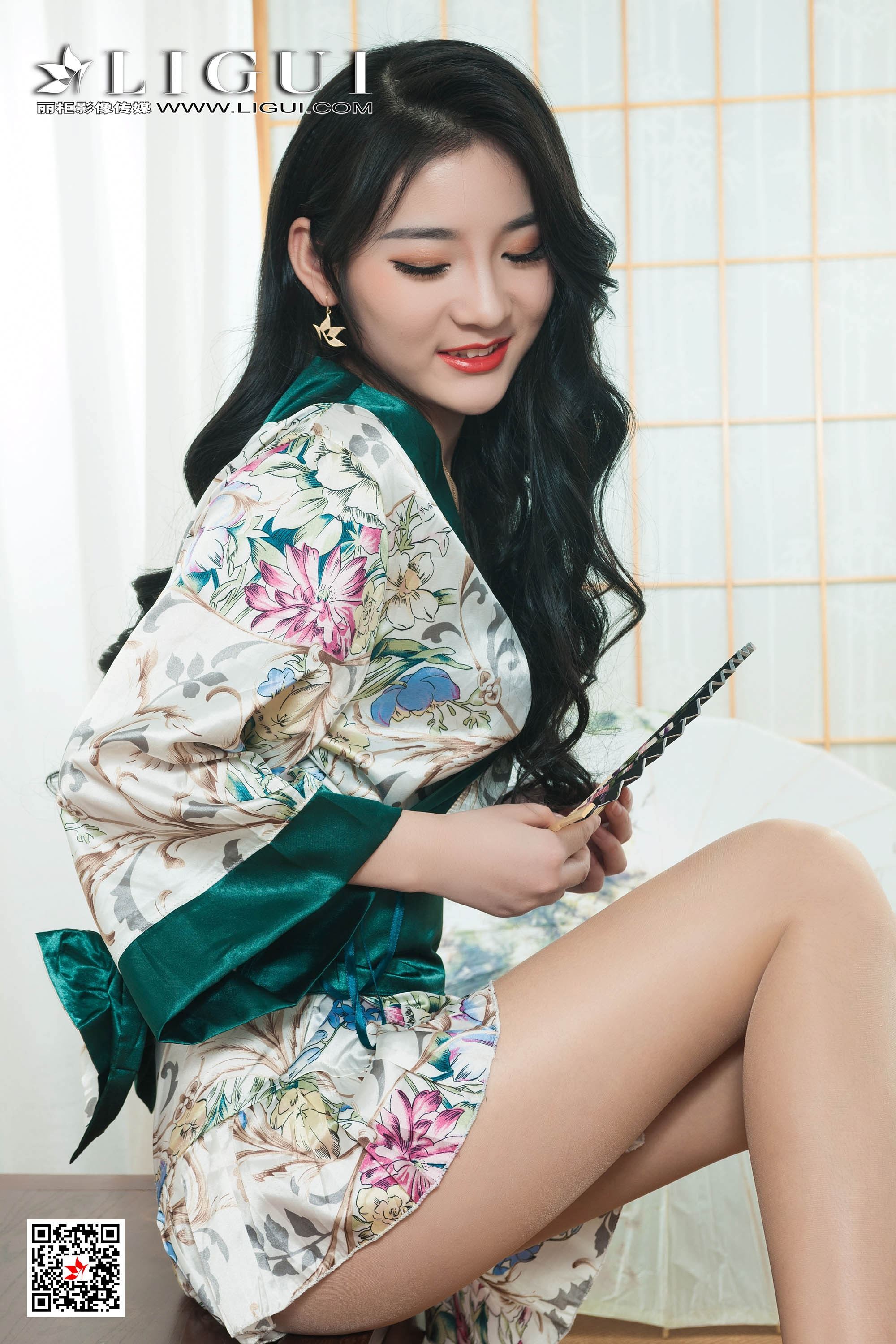 [Ligui丽柜]2019.03.11 Model Yaya 和风青莲