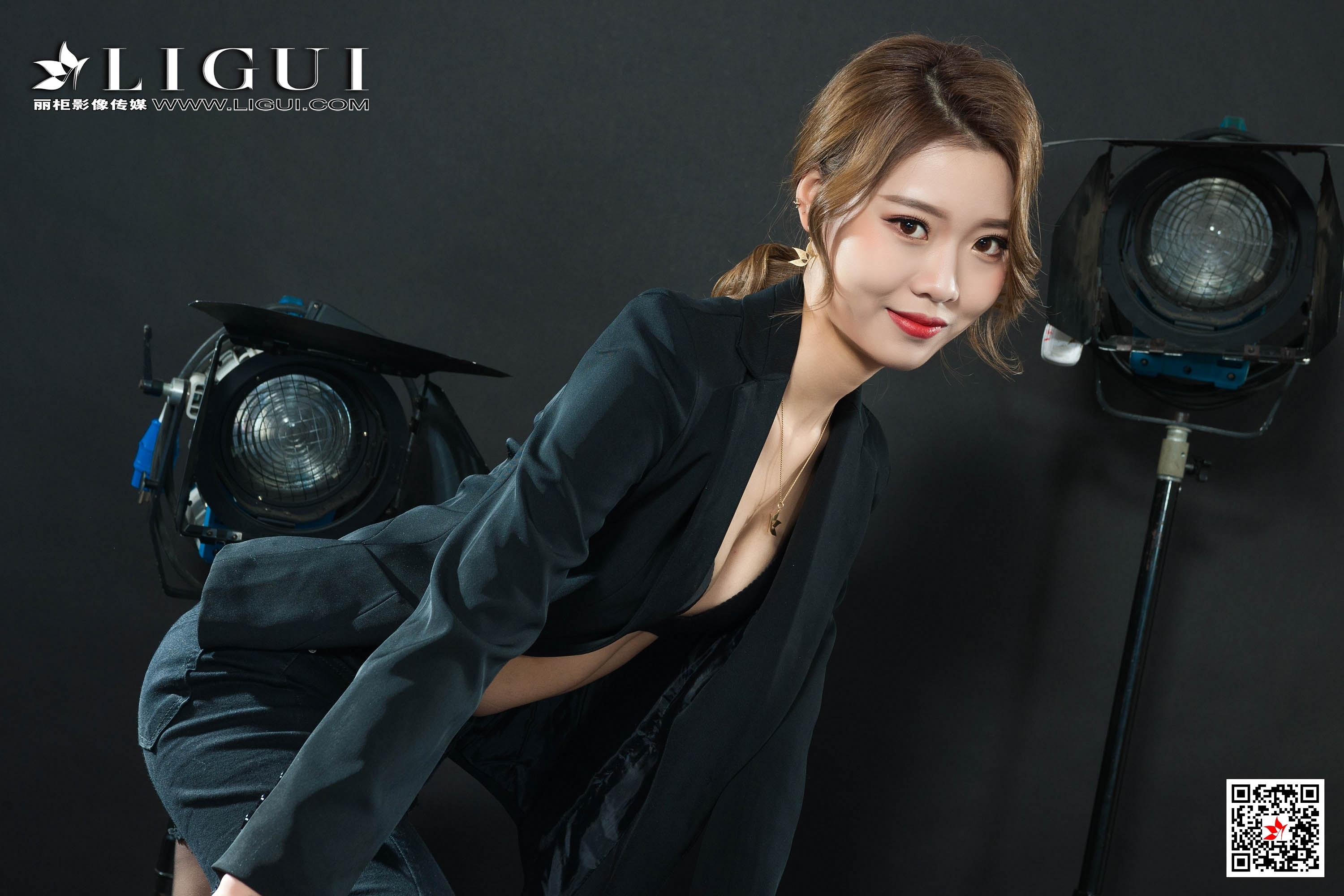 [Ligui丽柜]2019.03.27 Model 钟情