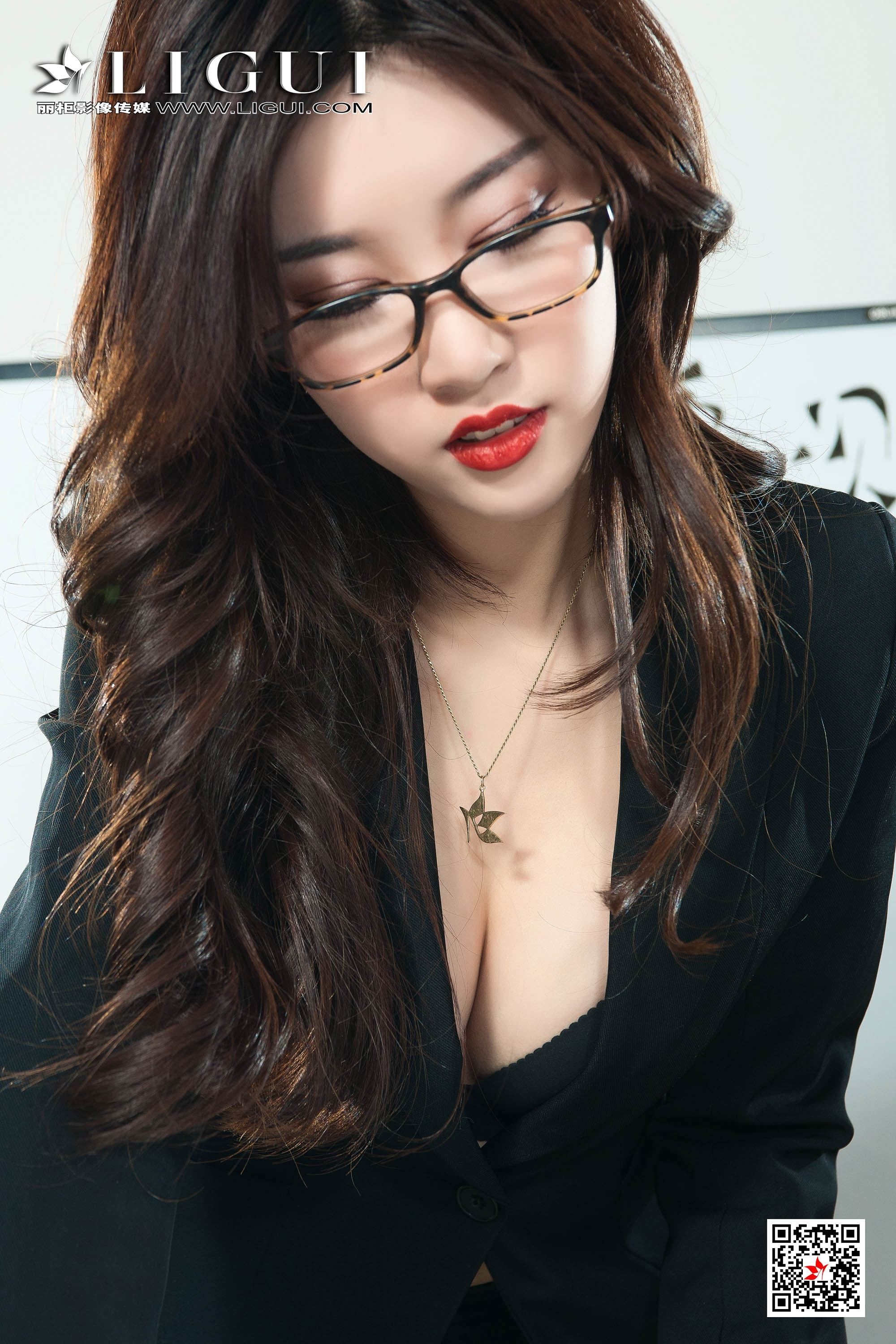 [Ligui丽柜]2019.05.10 Model 筱筱&兔子