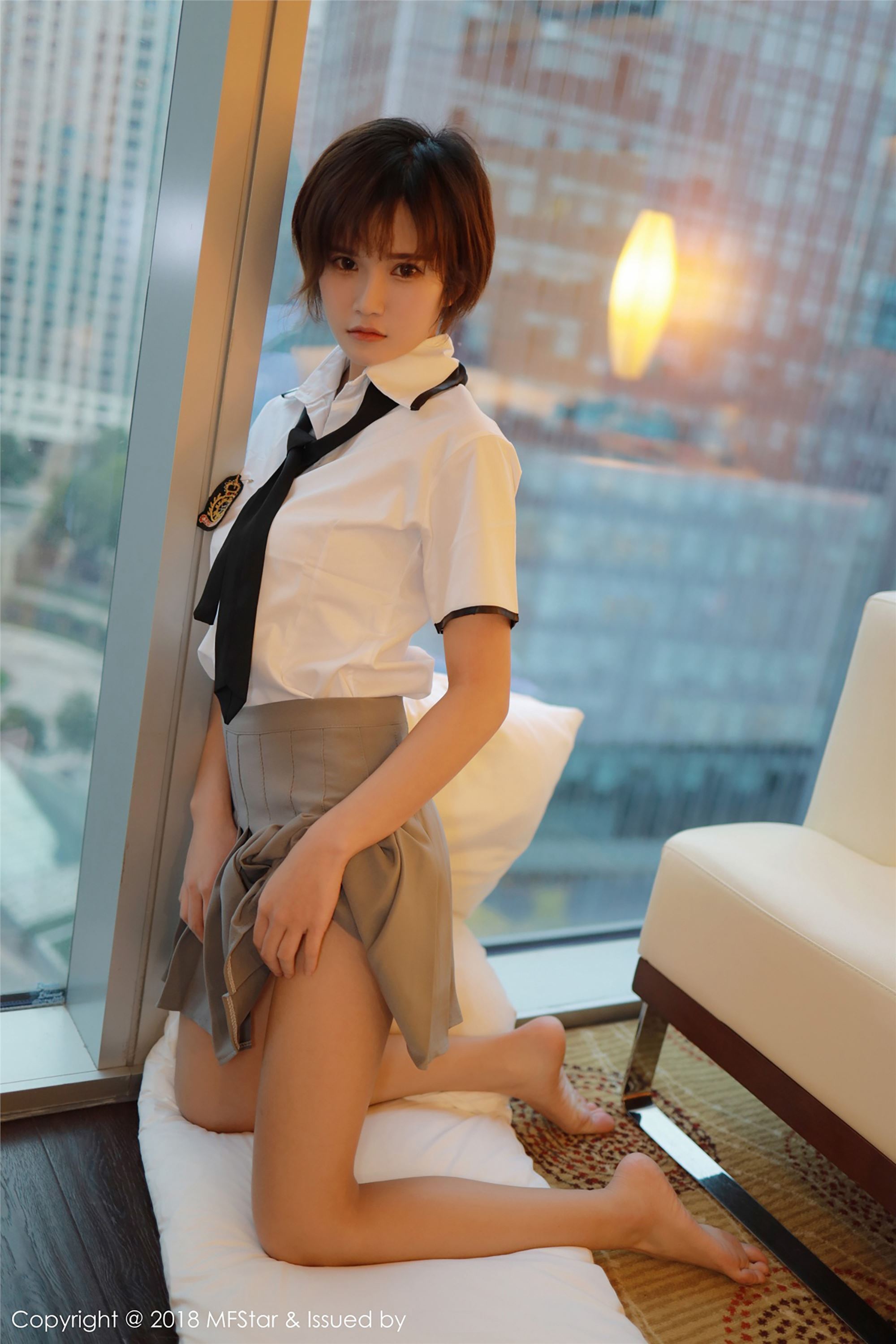 [MFStar模范学院]2018.12.28 Vol.172 小姿2002