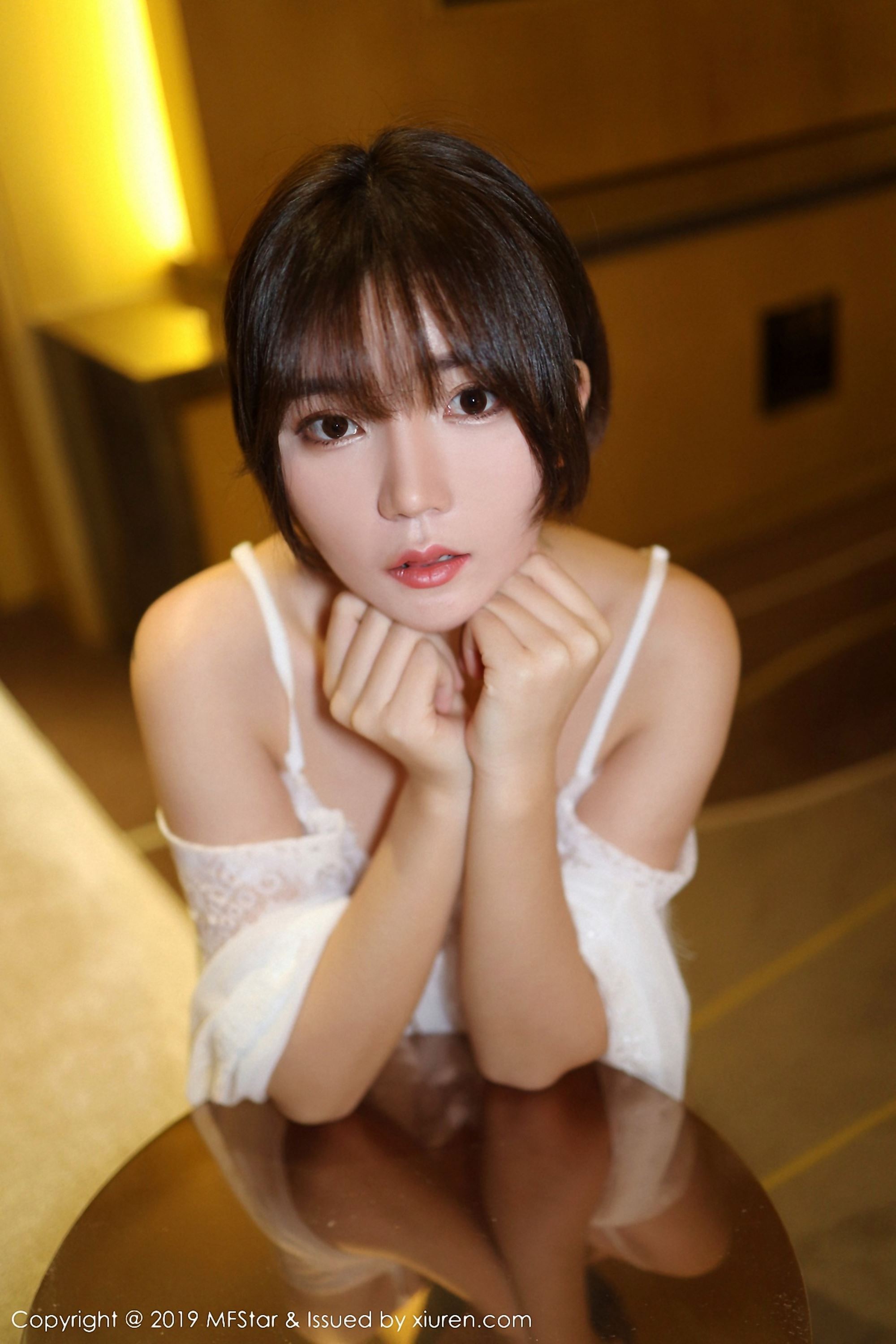 [MFStar]模范学院 2019-04-01 Vol.183 blueblue77