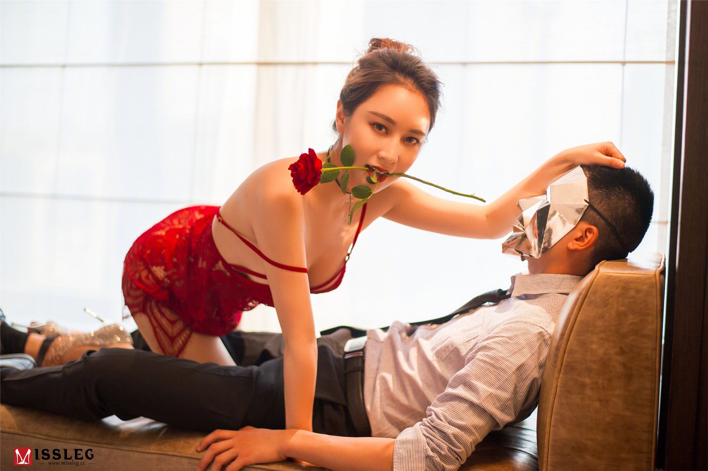 [MissLeg蜜丝] 2018-02-26 F001 乔依琳 情人节玫瑰物语