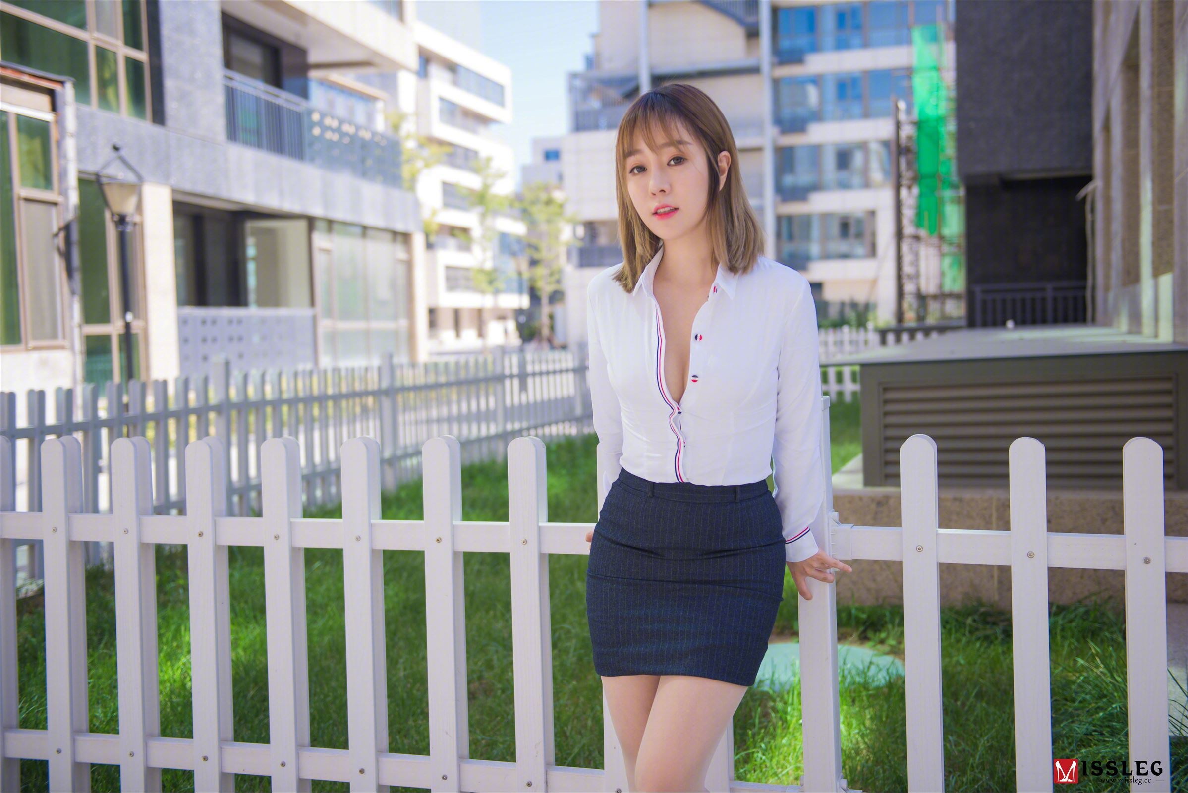[MissLeg]蜜丝 官方原版 钻石会员V系列 V003 王雨纯《撕裂的OL》