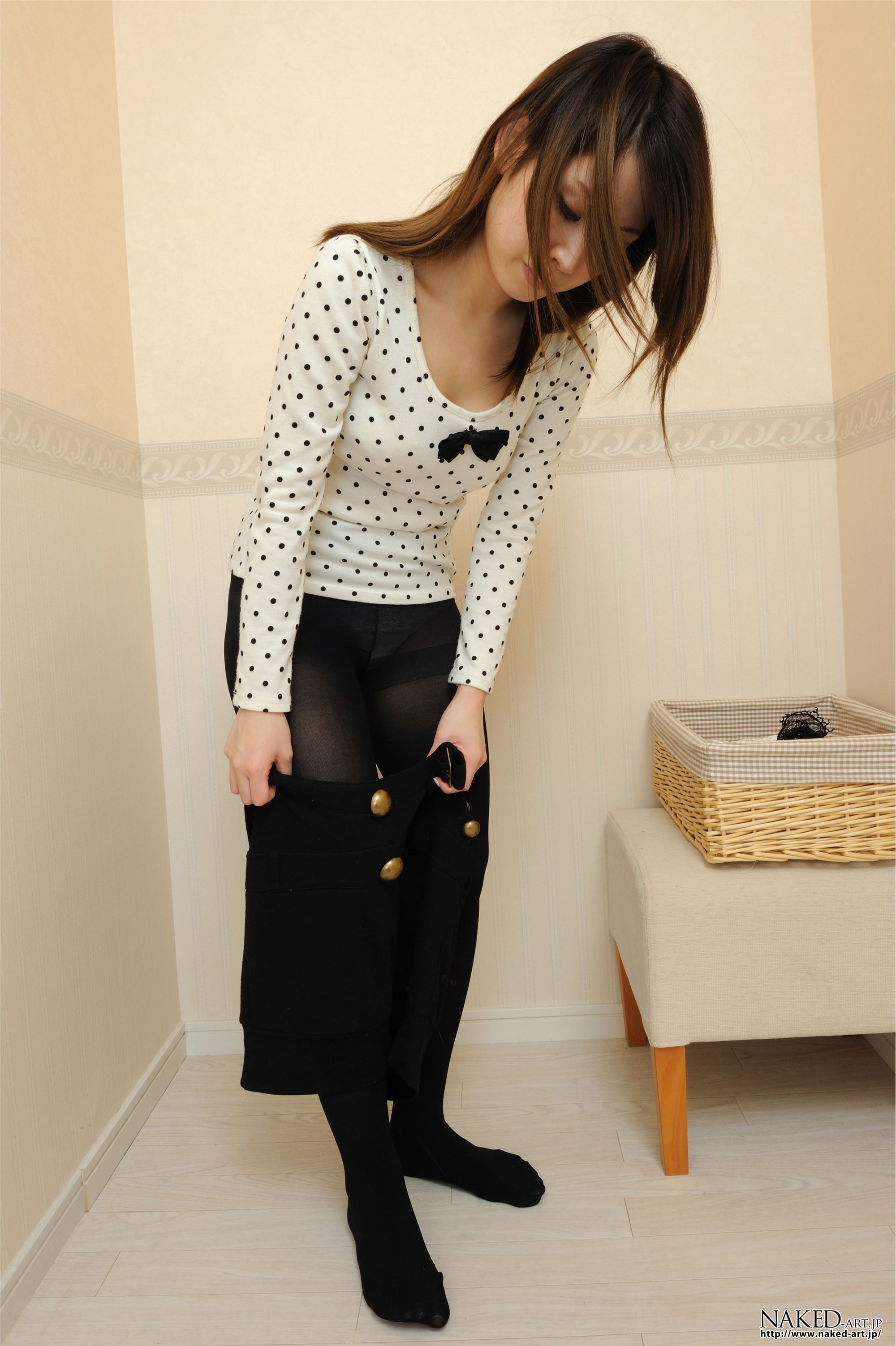 [NAKED-ART] NO.00730 宮野麻菜果 下着試着室 Fullsize