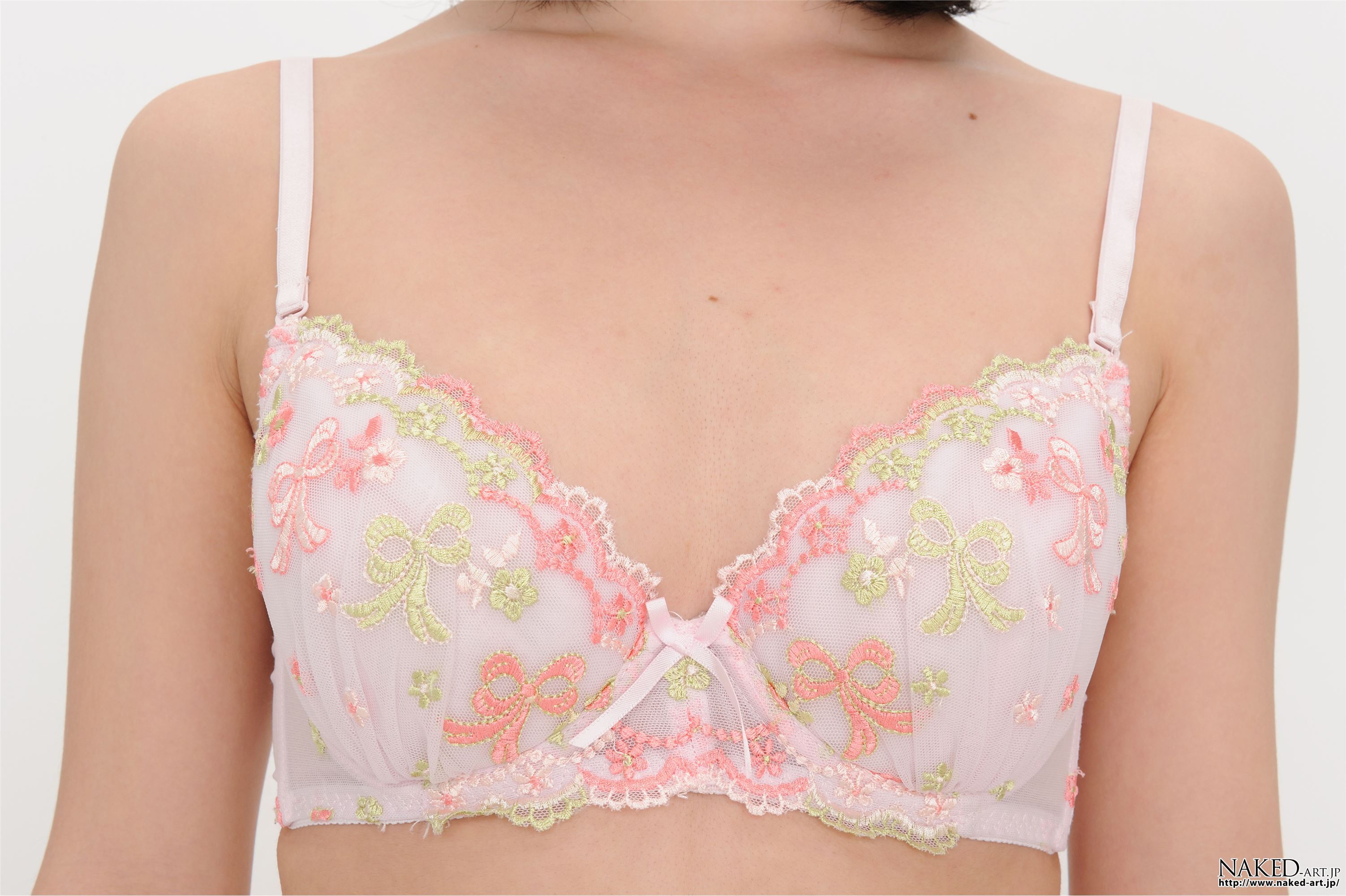 [NAKED-ART] NO.00749 鈴木ありさ 下着劇場 Fullsize