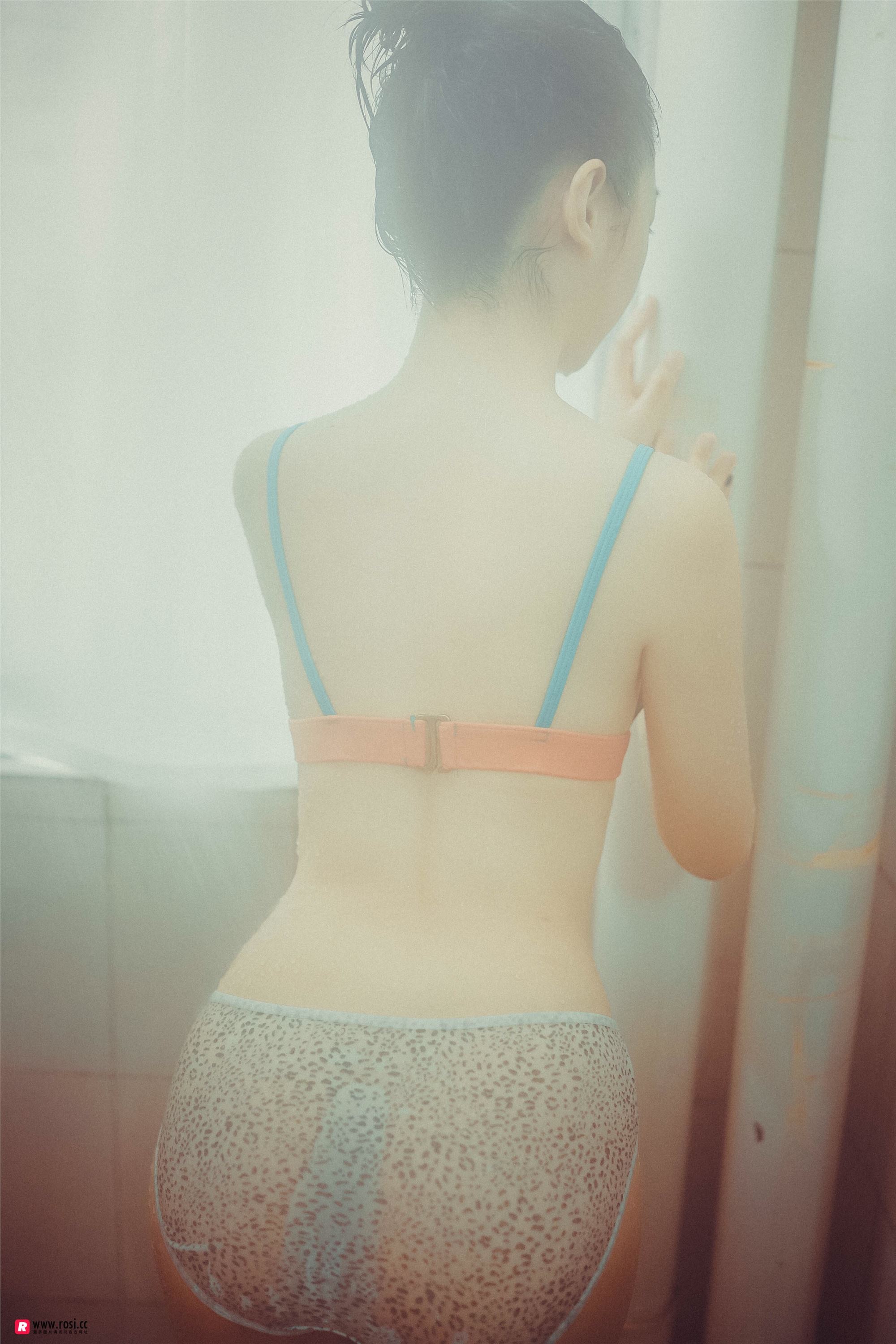 [ROSI写真]2018.09.06 闺房 NO.0001