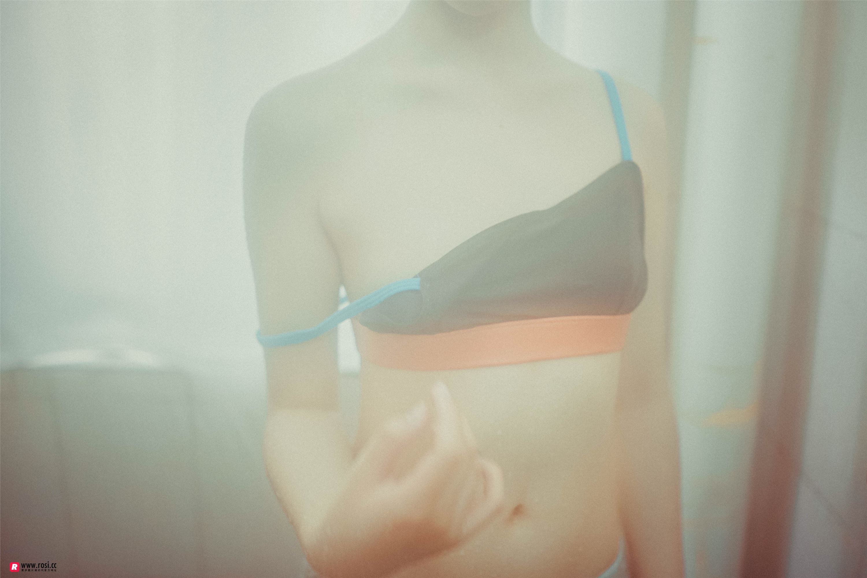 [ROSI写真]2018.09.06 闺房 NO.0001