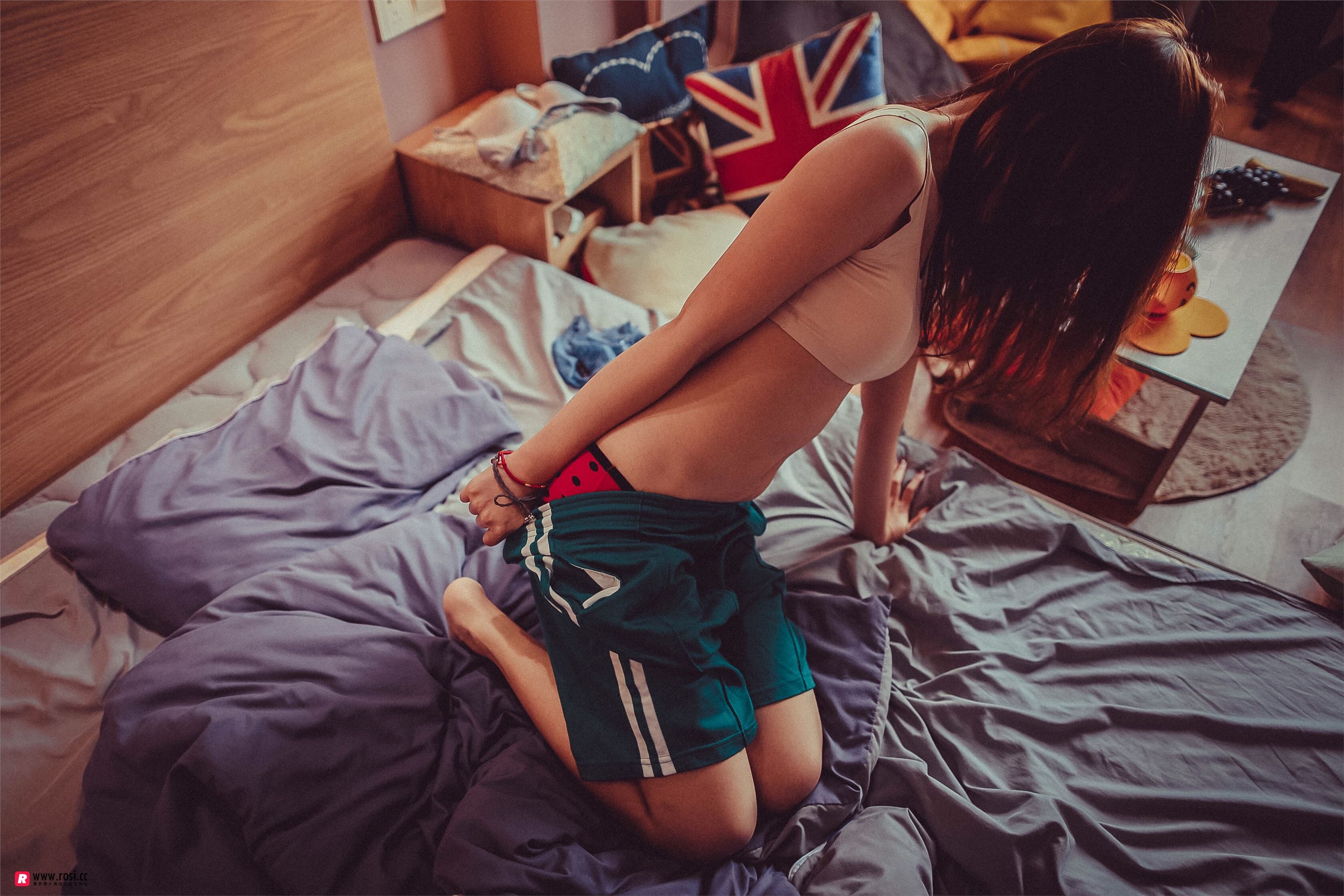 [ROSI写真]2018.09.06 闺房 NO.0003