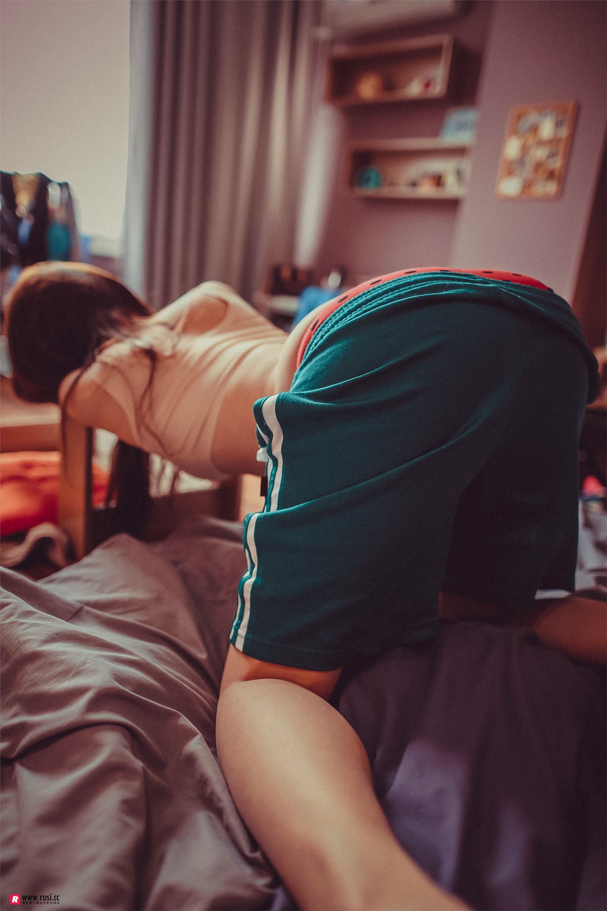 [ROSI写真]2018.09.06 闺房 NO.0003