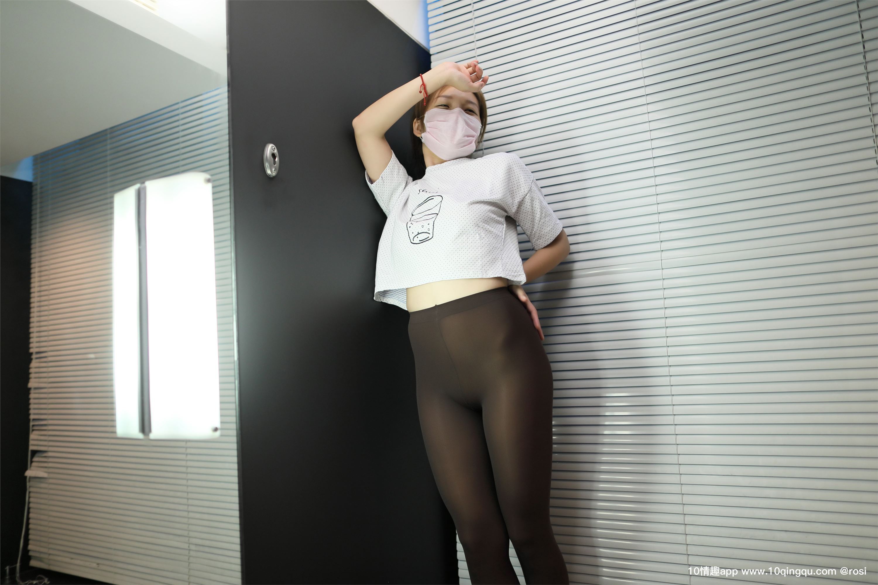 [ROSI写真]口罩系列 2019.04.07 NO.1029