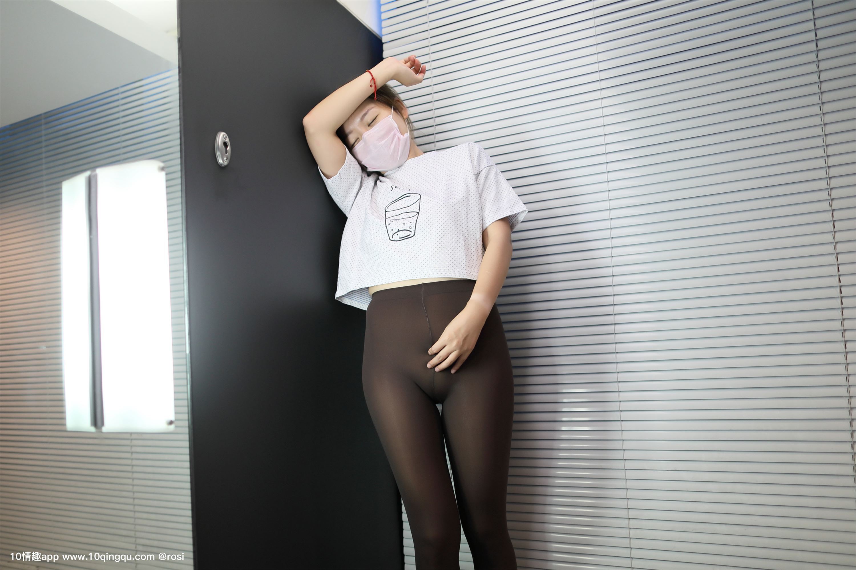 [ROSI写真]口罩系列 2019.04.07 NO.1029