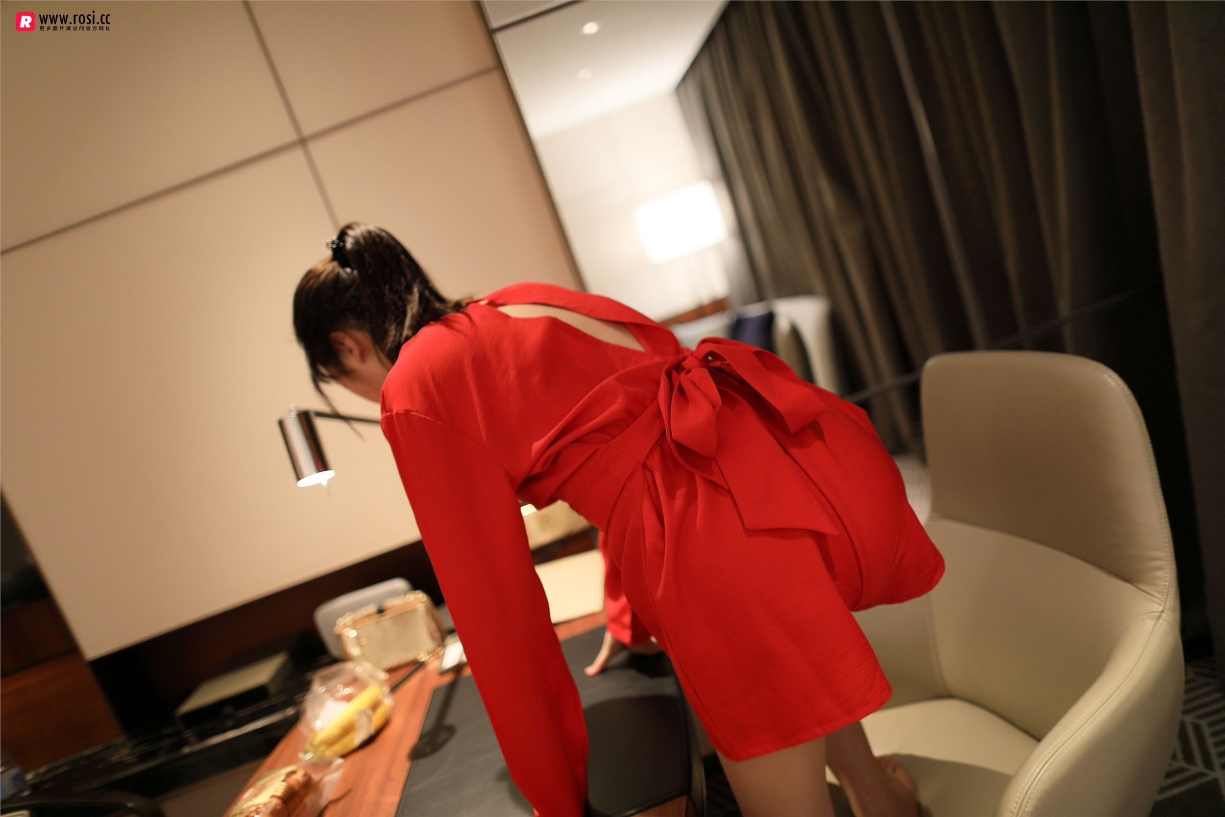 [ROSI写真]2018.11.28 NO.2548