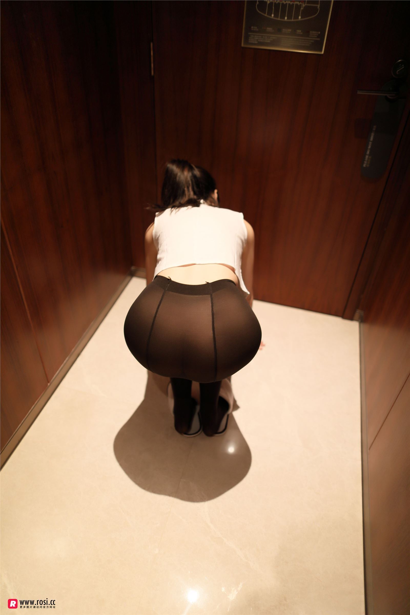 [ROSI写真]2019.01.01 NO.2582