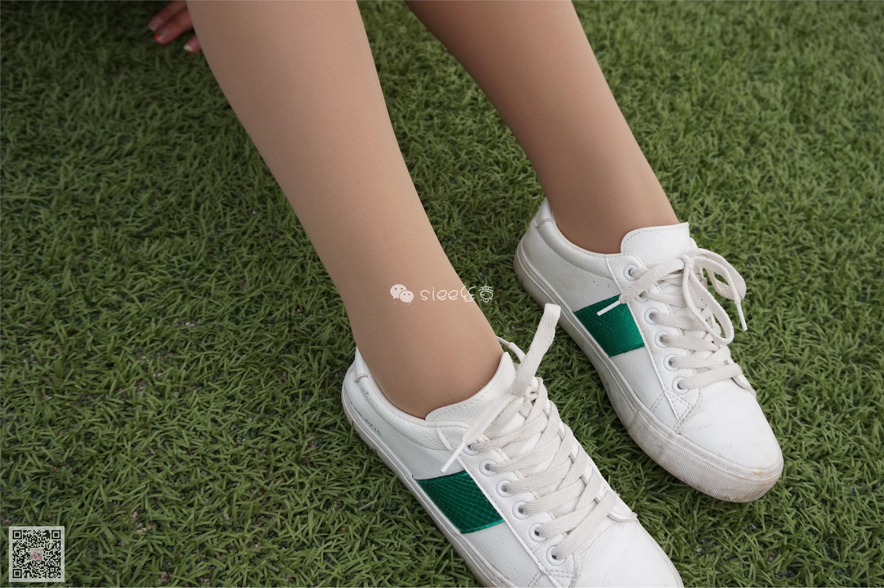 [SIEE丝意] No.002 鱼鱼 操场肉丝