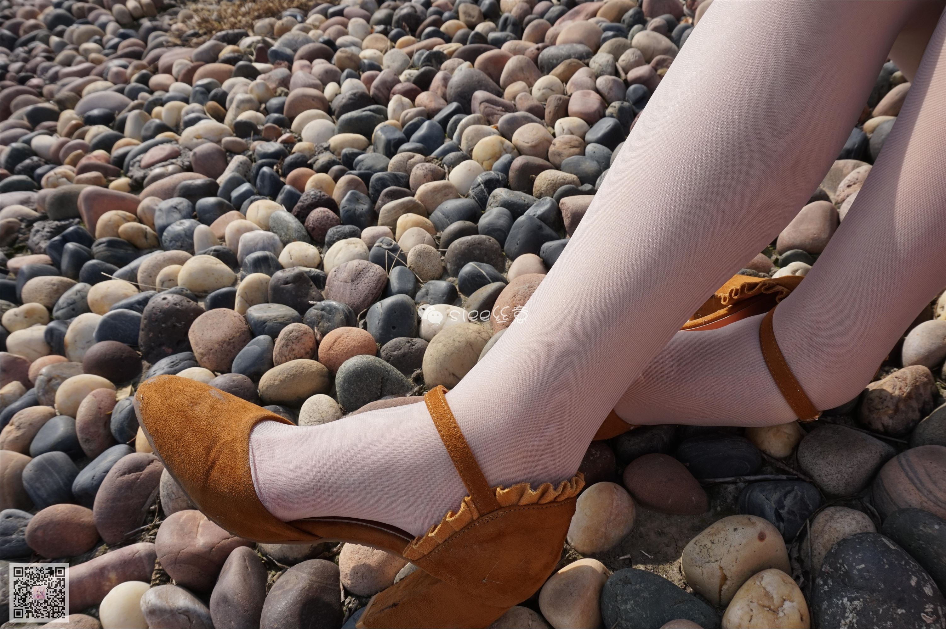 [SIEE丝意] No.004 鱼鱼&茹茹 湖边玩丝