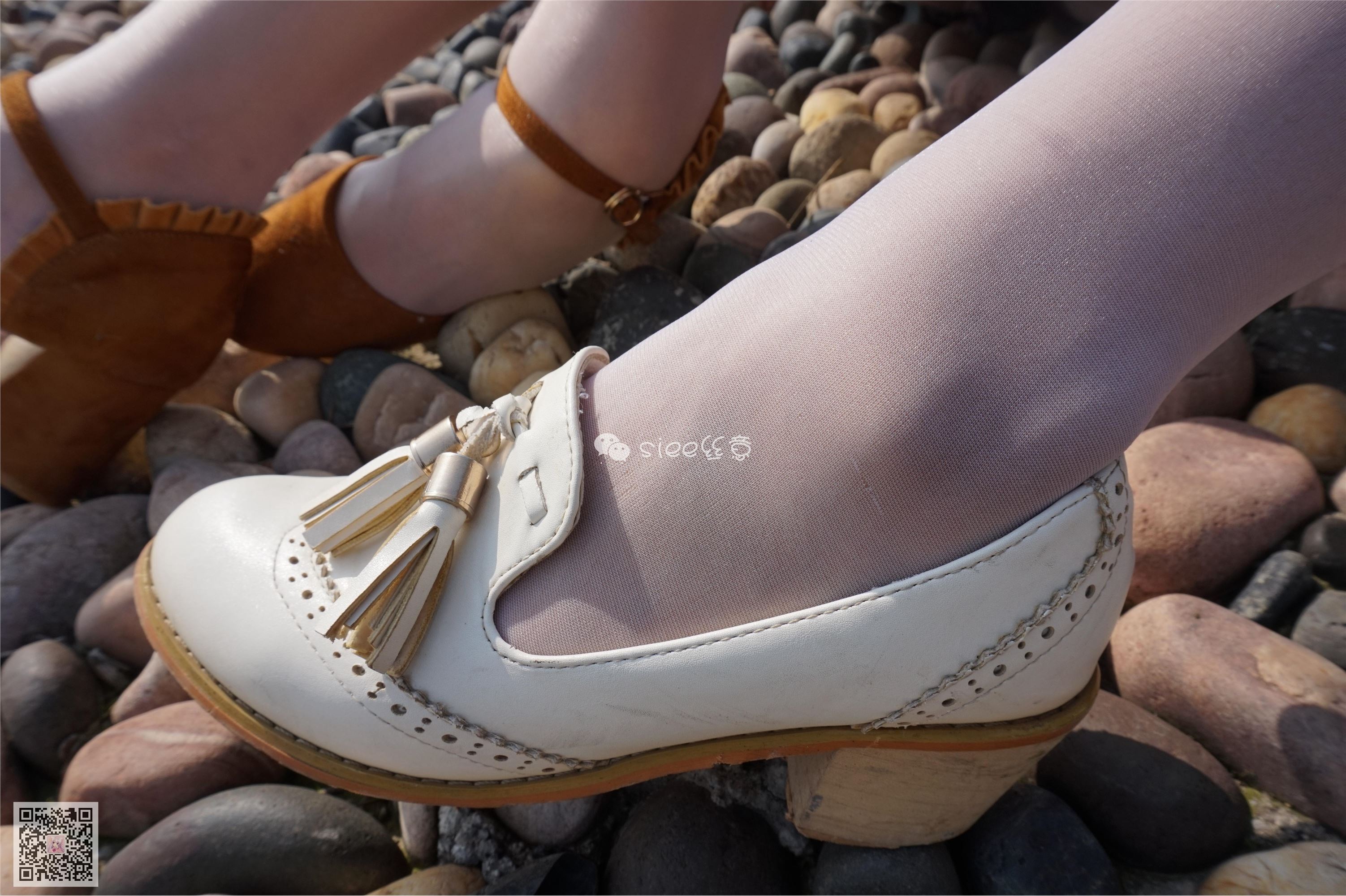 [SIEE丝意] No.004 鱼鱼&茹茹 湖边玩丝