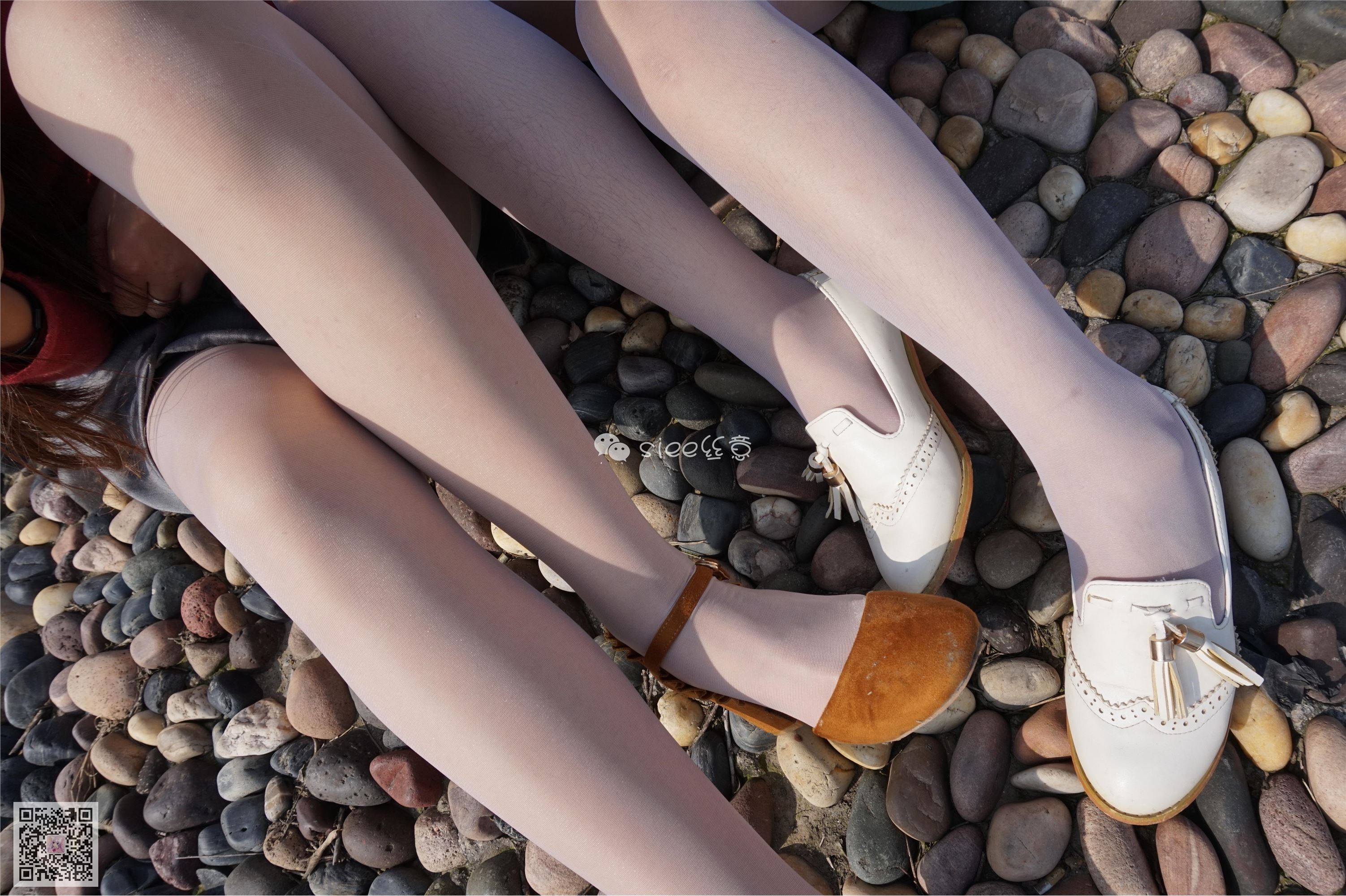 [SIEE丝意] No.004 鱼鱼&茹茹 湖边玩丝