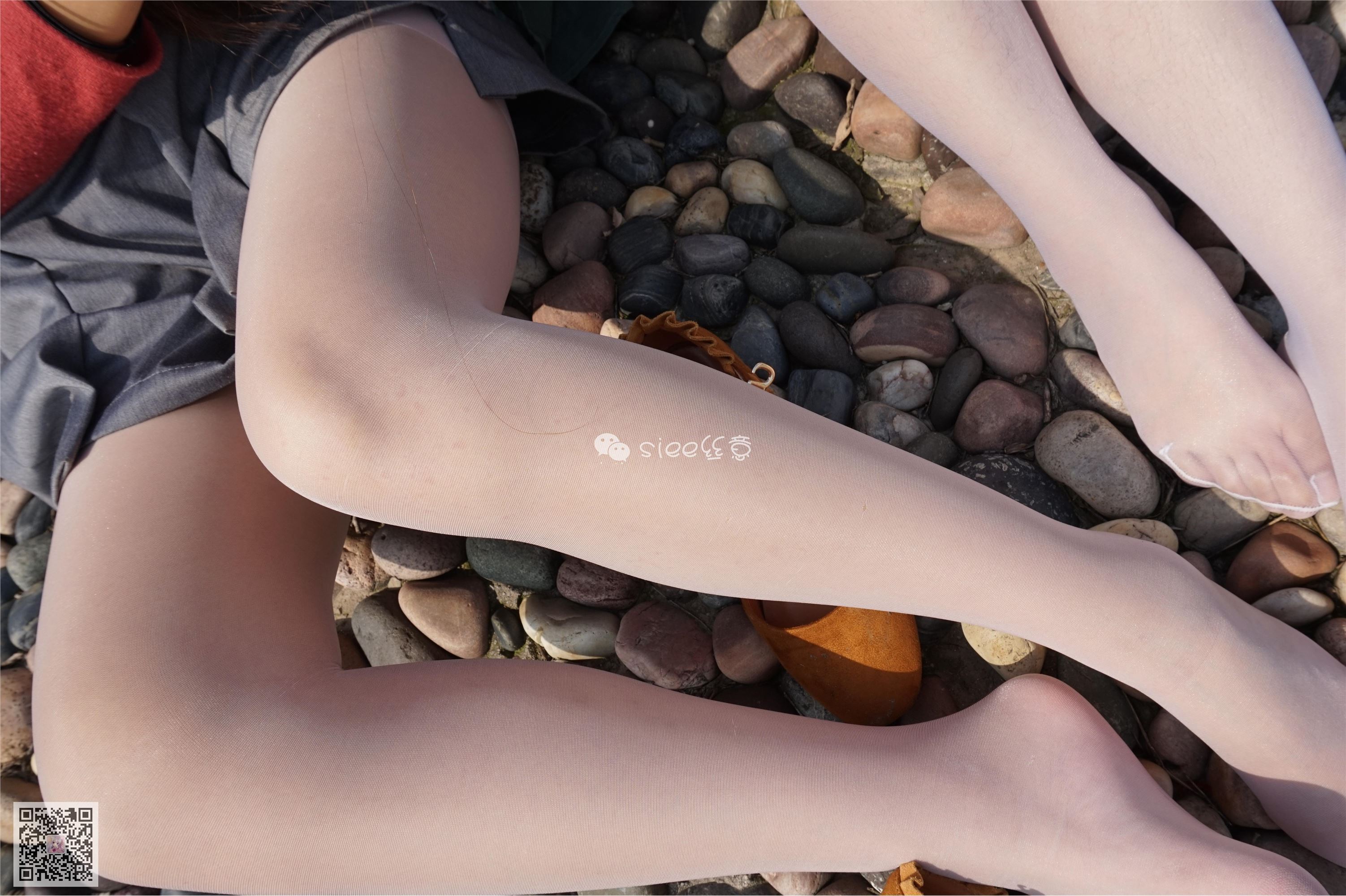 [SIEE丝意] No.004 鱼鱼&茹茹 湖边玩丝