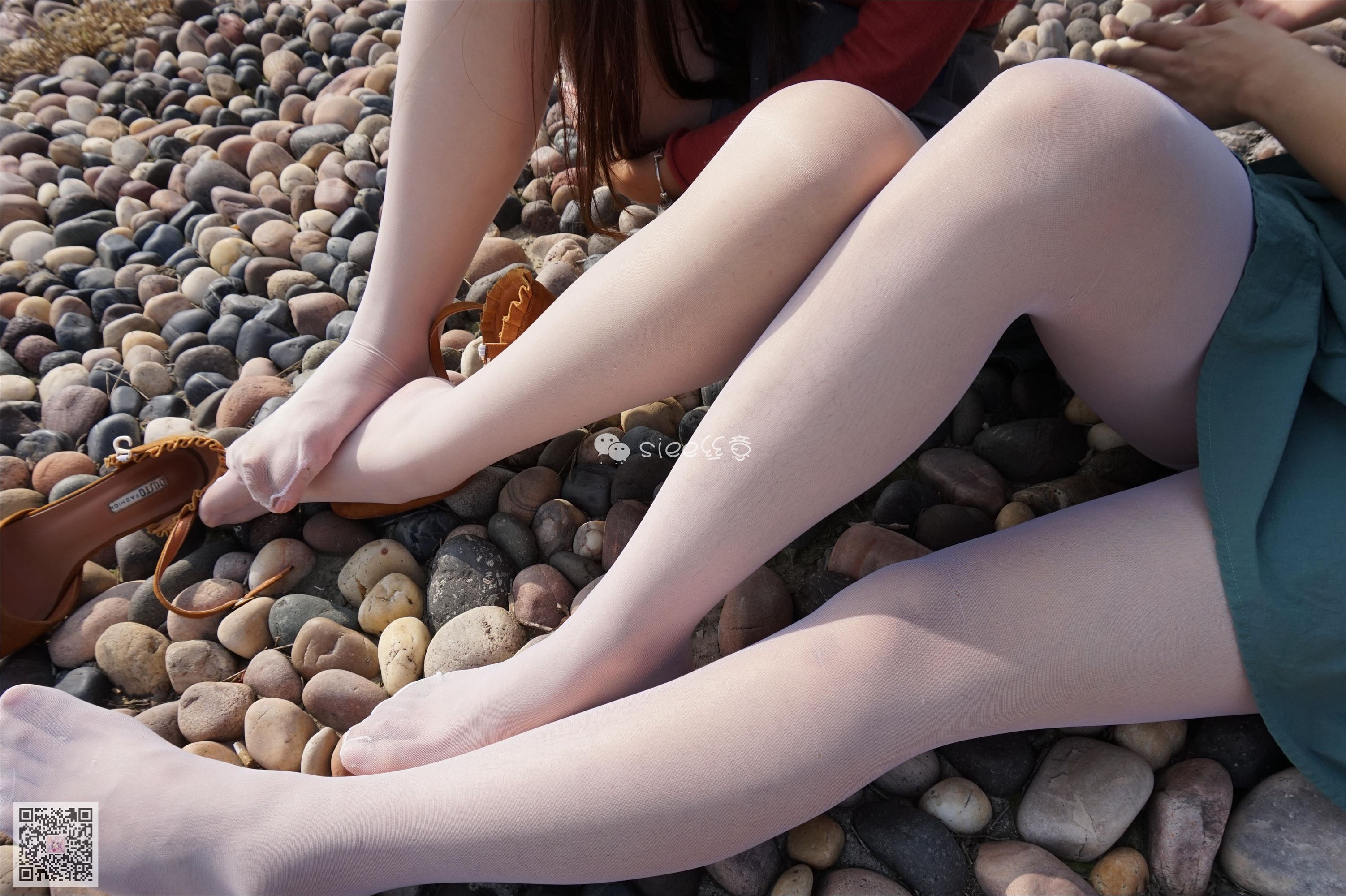 [SIEE丝意] No.004 鱼鱼&茹茹 湖边玩丝