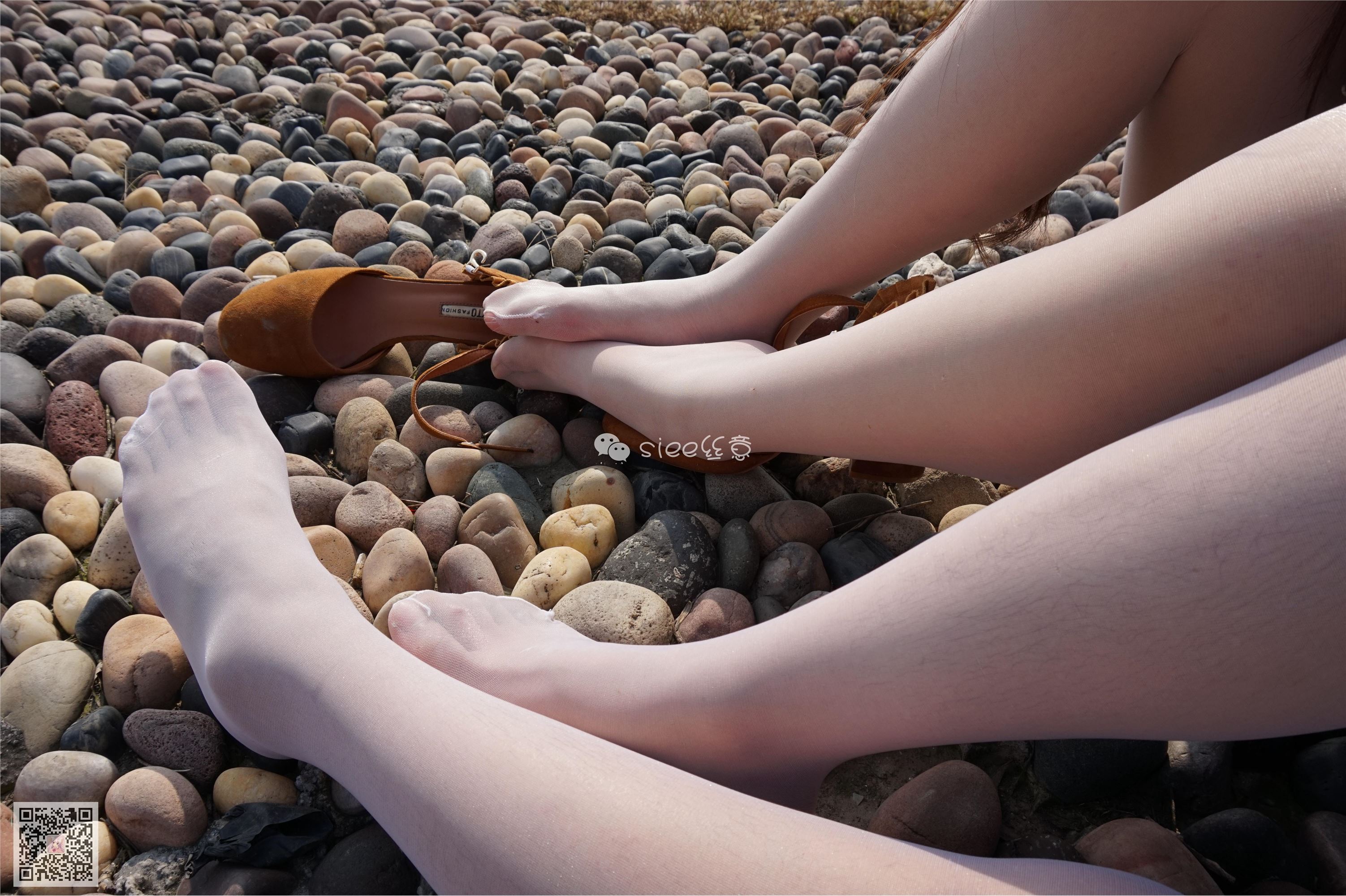 [SIEE丝意] No.004 鱼鱼&茹茹 湖边玩丝