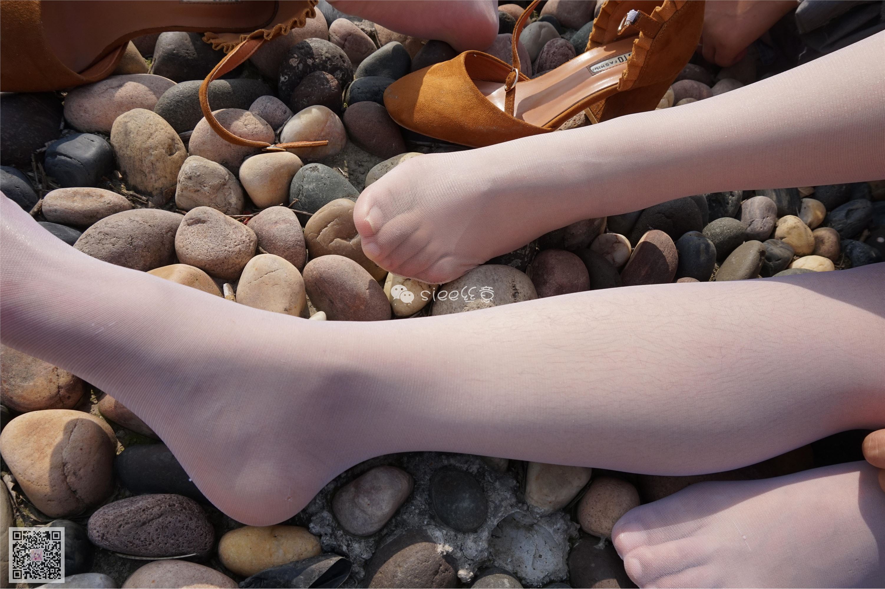 [SIEE丝意] No.004 鱼鱼&茹茹 湖边玩丝