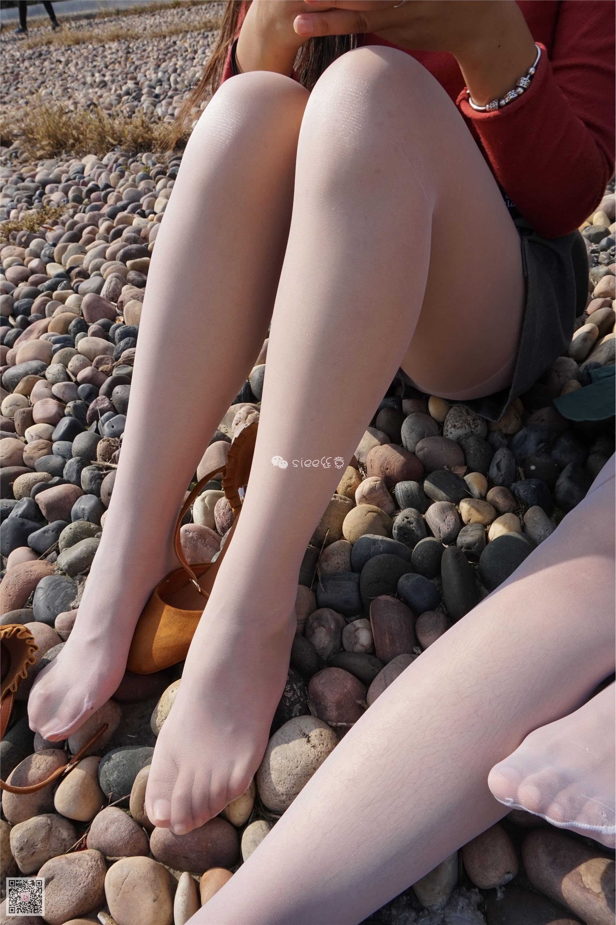 [SIEE丝意] No.004 鱼鱼&茹茹 湖边玩丝