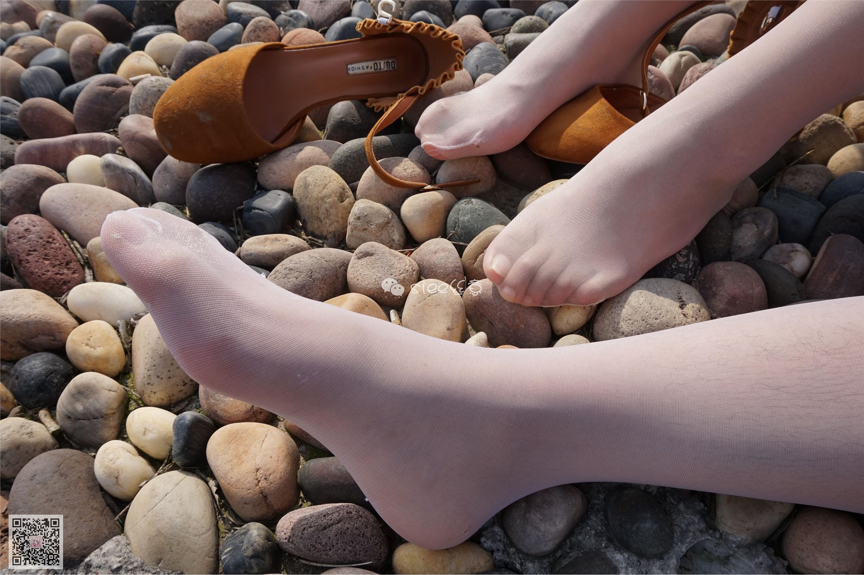 [SIEE丝意] No.004 鱼鱼&茹茹 湖边玩丝