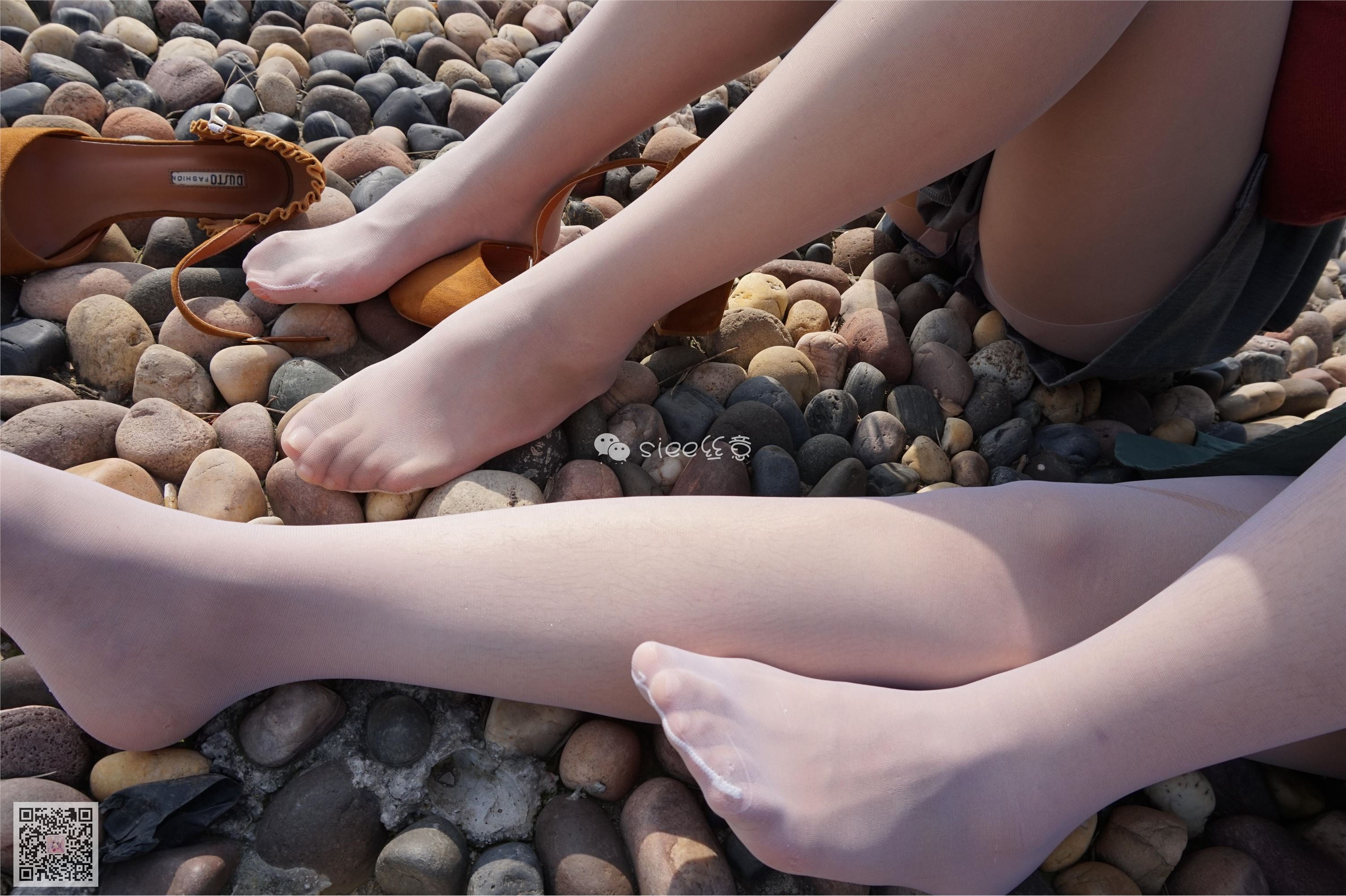 [SIEE丝意] No.004 鱼鱼&茹茹 湖边玩丝