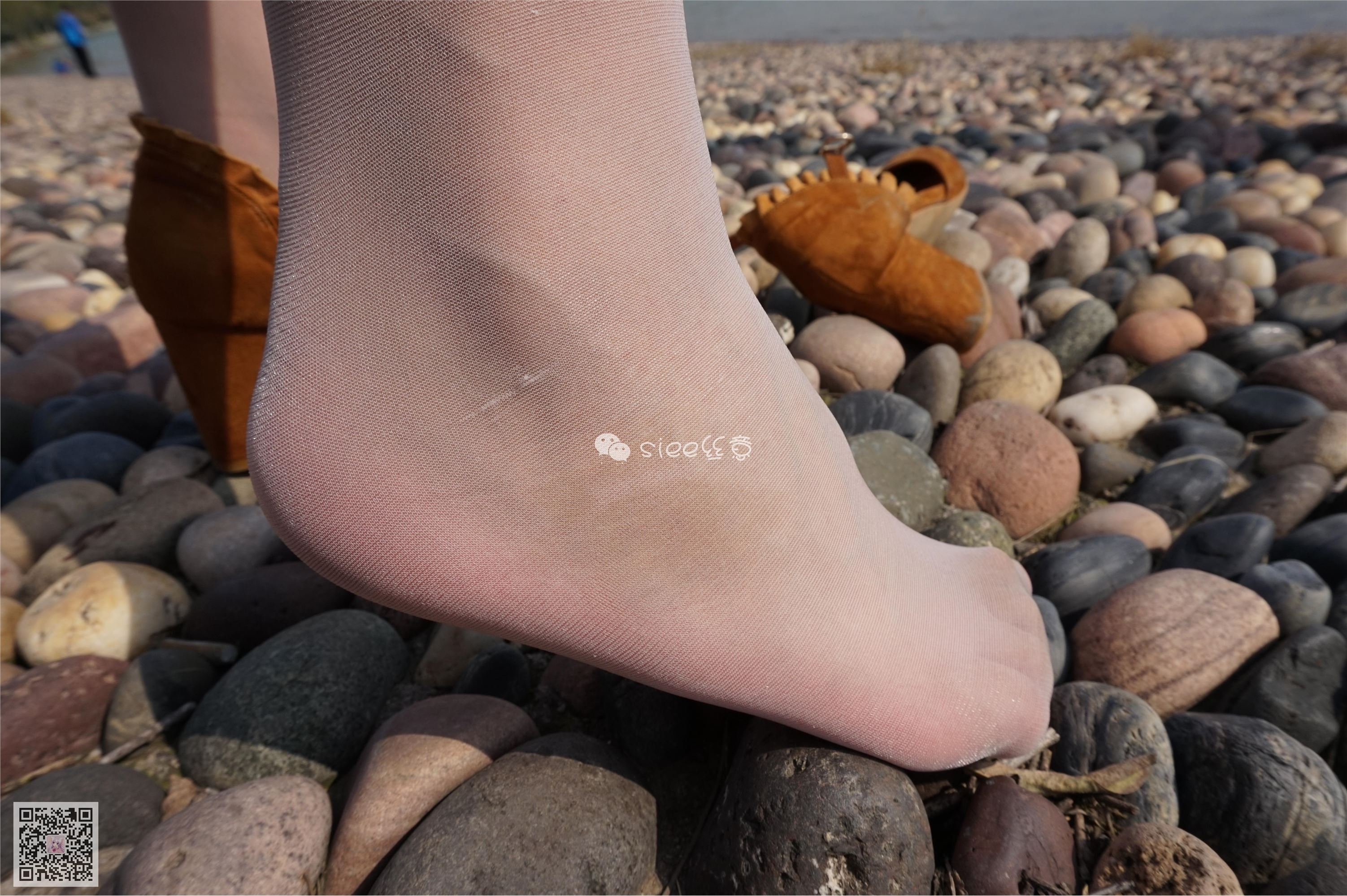 [SIEE丝意] No.004 鱼鱼&茹茹 湖边玩丝