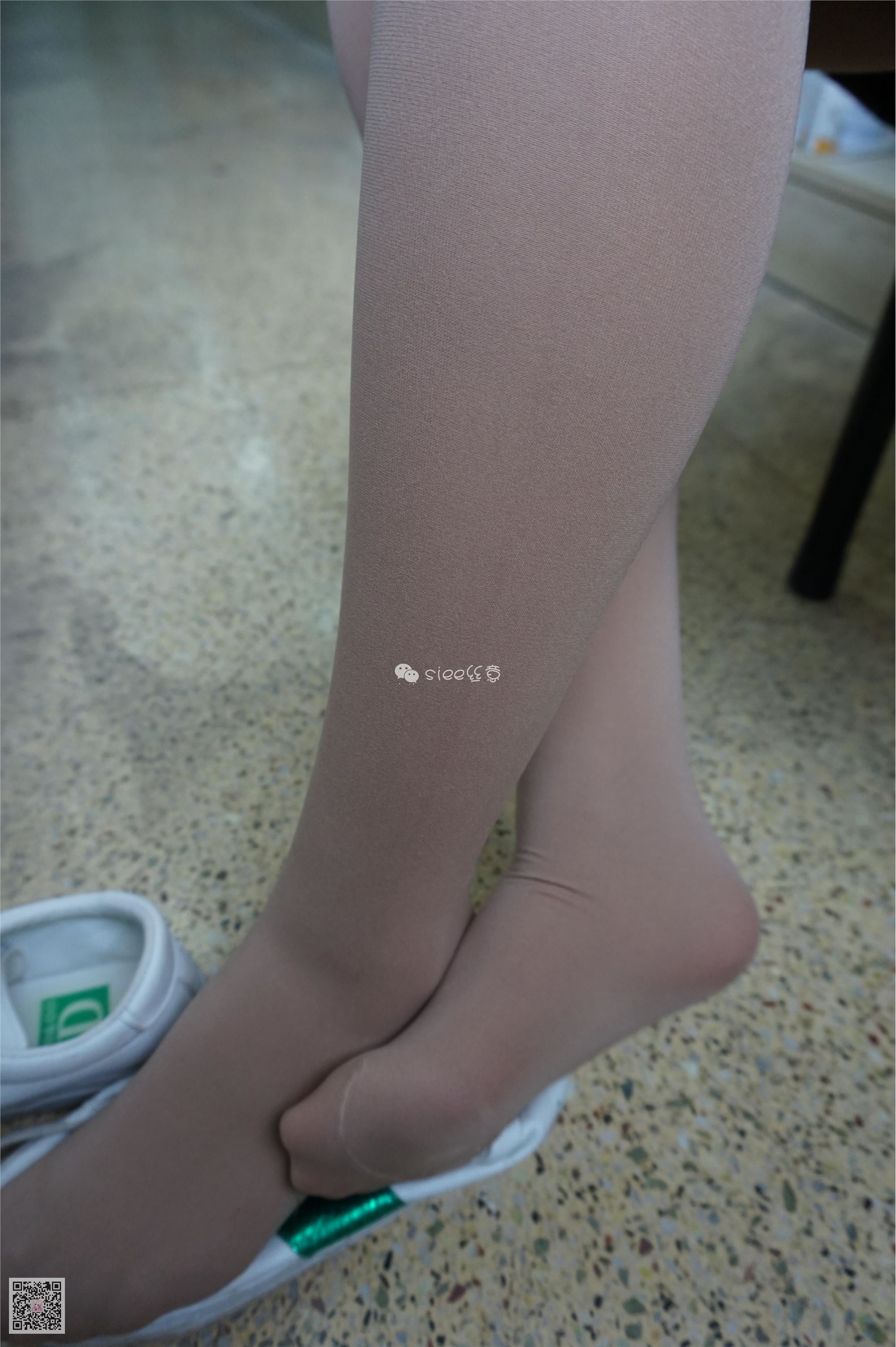 [SIEE丝意] No.005 鱼鱼 图书馆