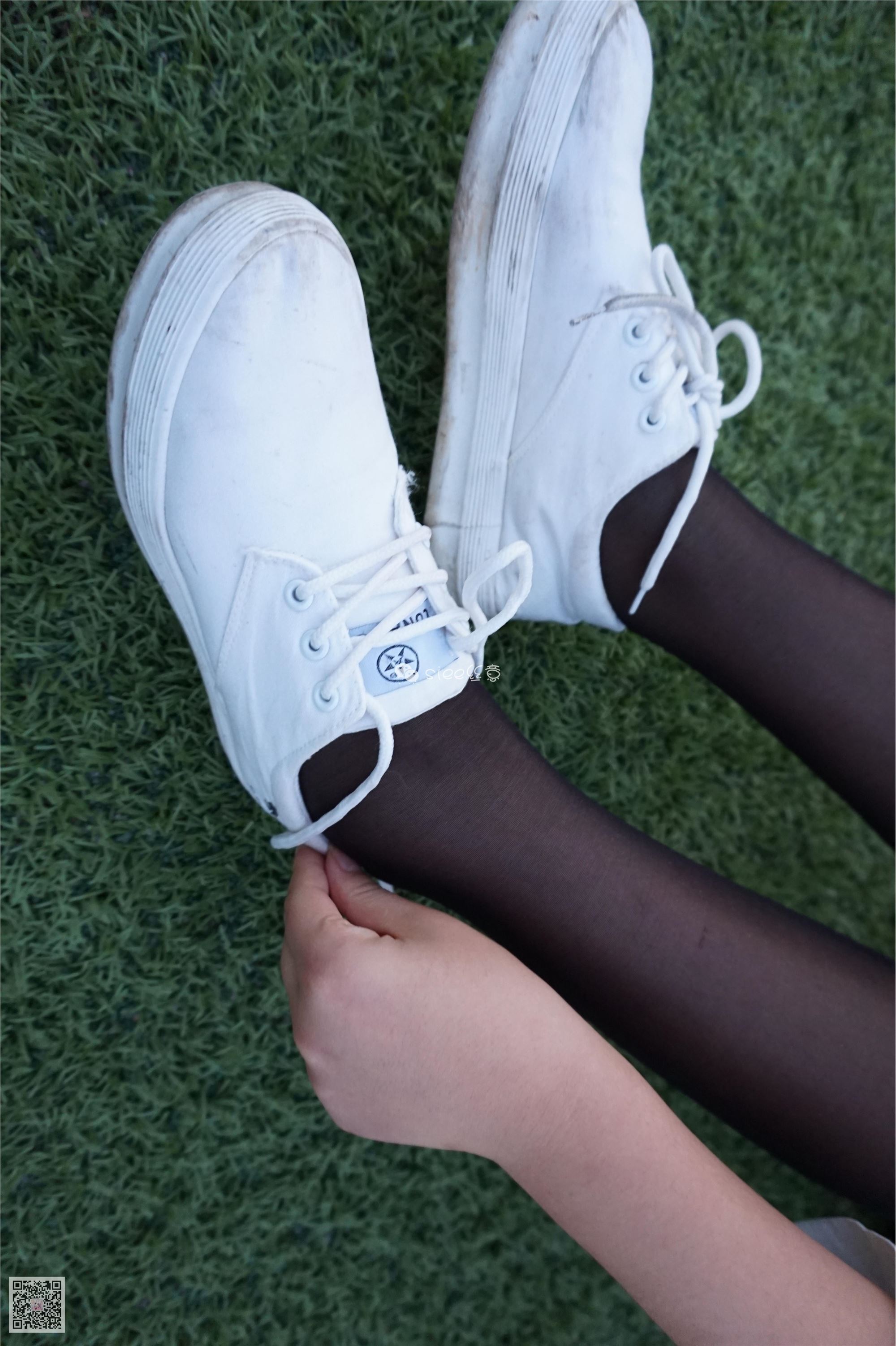 [SIEE丝意] No.006 曦曦 操场黑丝