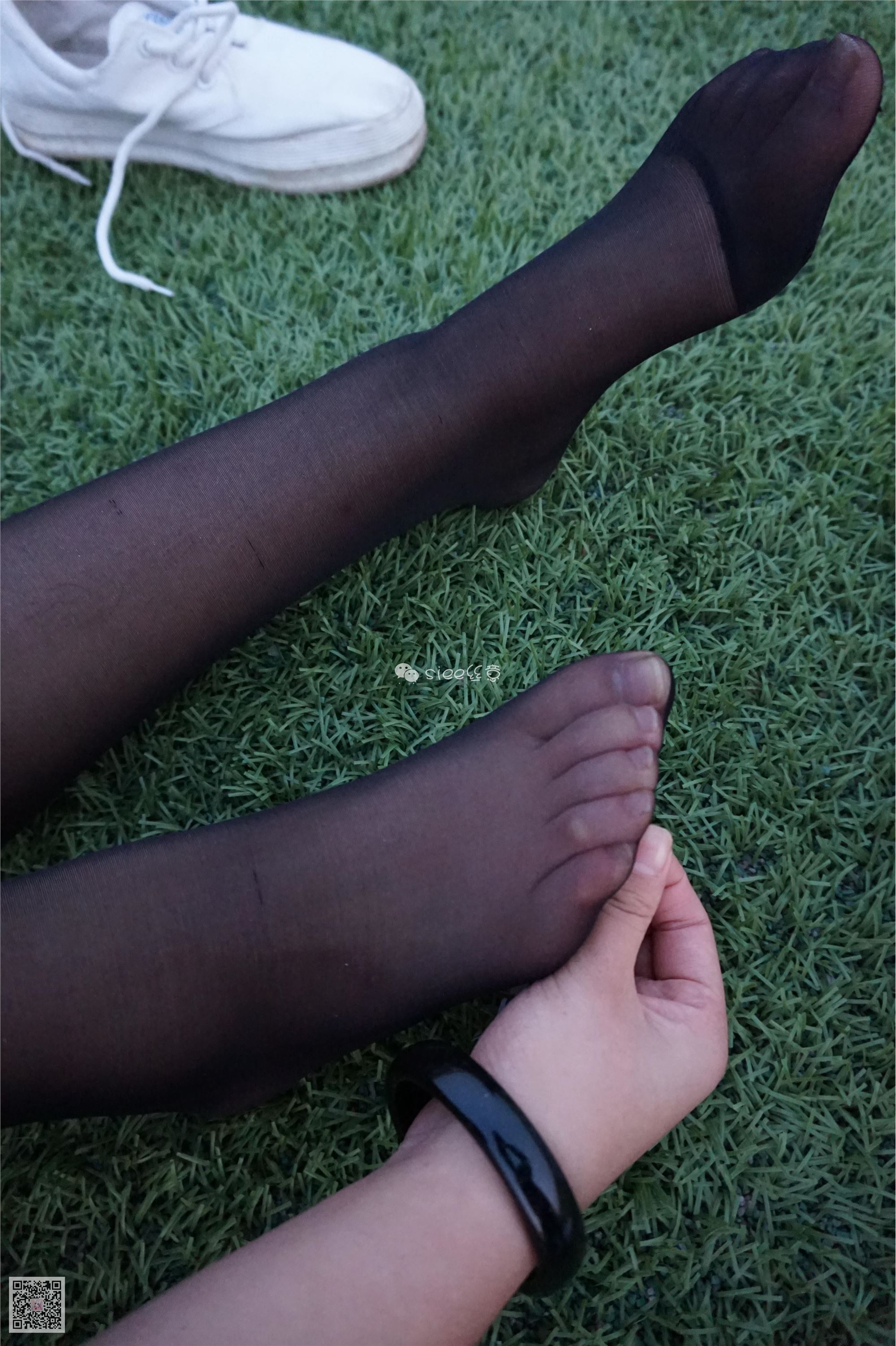 [SIEE丝意] No.006 曦曦 操场黑丝