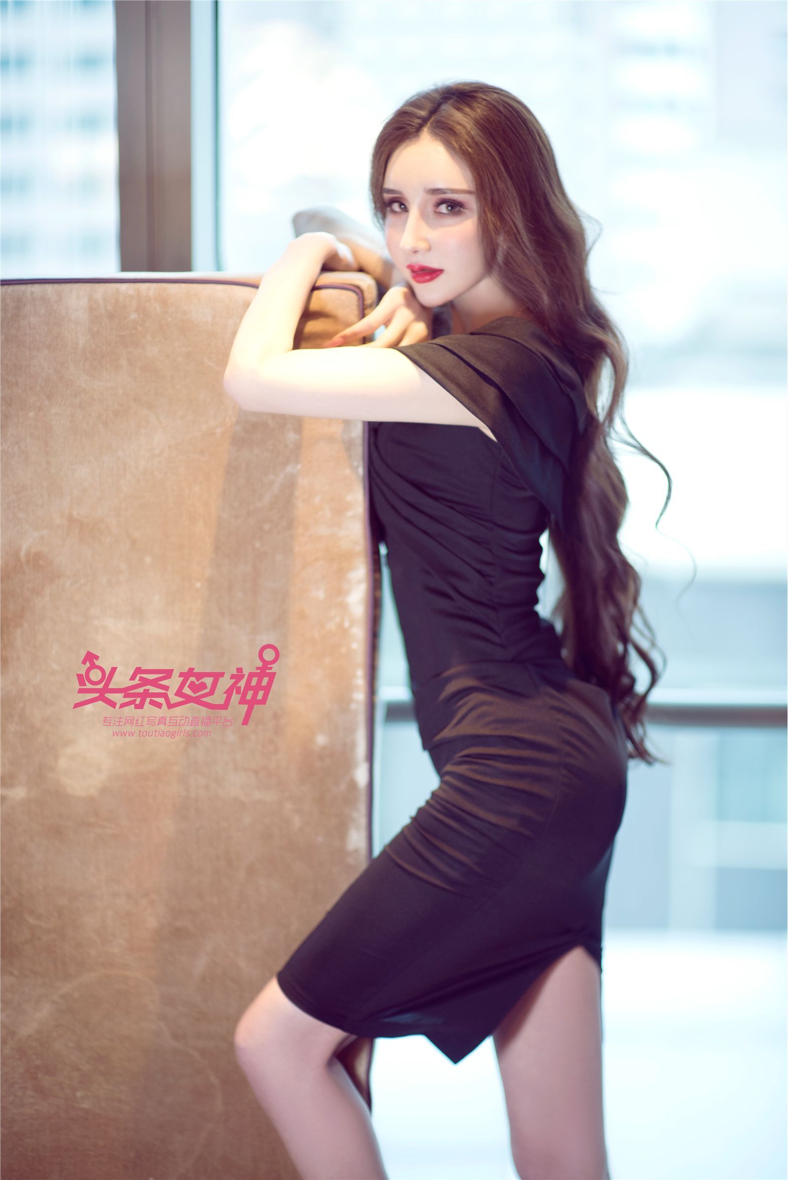 [TouTiao头条女神] 2017.09.22 阿依努尔瓦娅