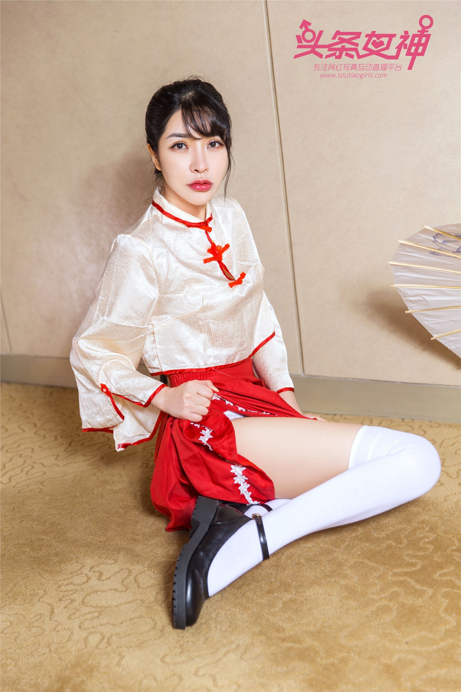 [Toutiaogirls头条女神]2017-10-15 民国偶像 Baby