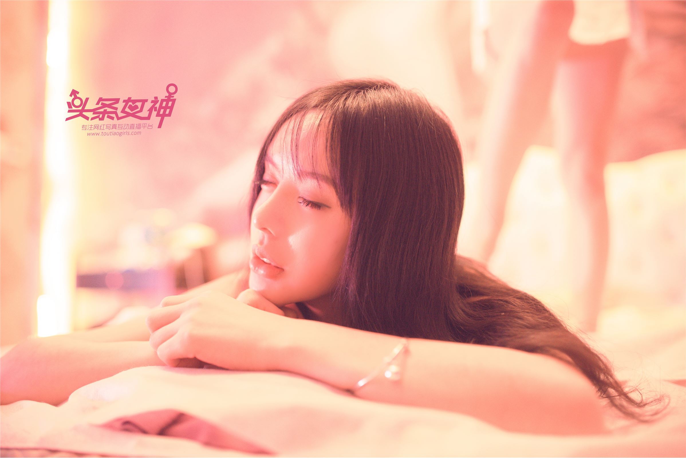 [TouTiao头条女神]2018.01.16 周熙妍