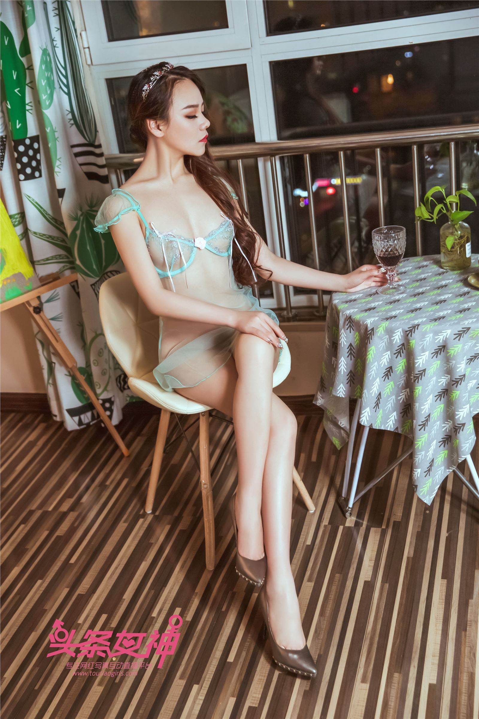 [TouTiao头条女神] 2018.05.11 子兮仲夏绿萍