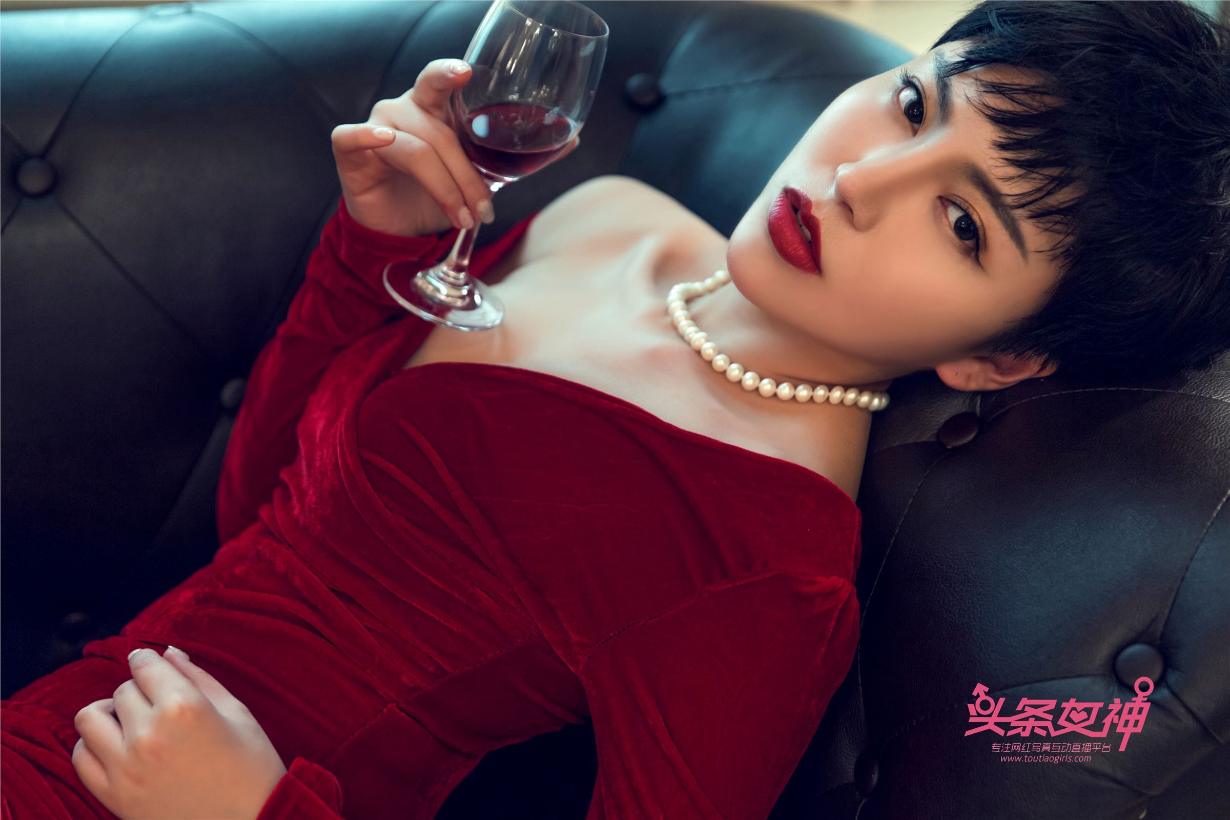 [TouTiao头条女神] 2018.05.23 卓然黑纱白纱