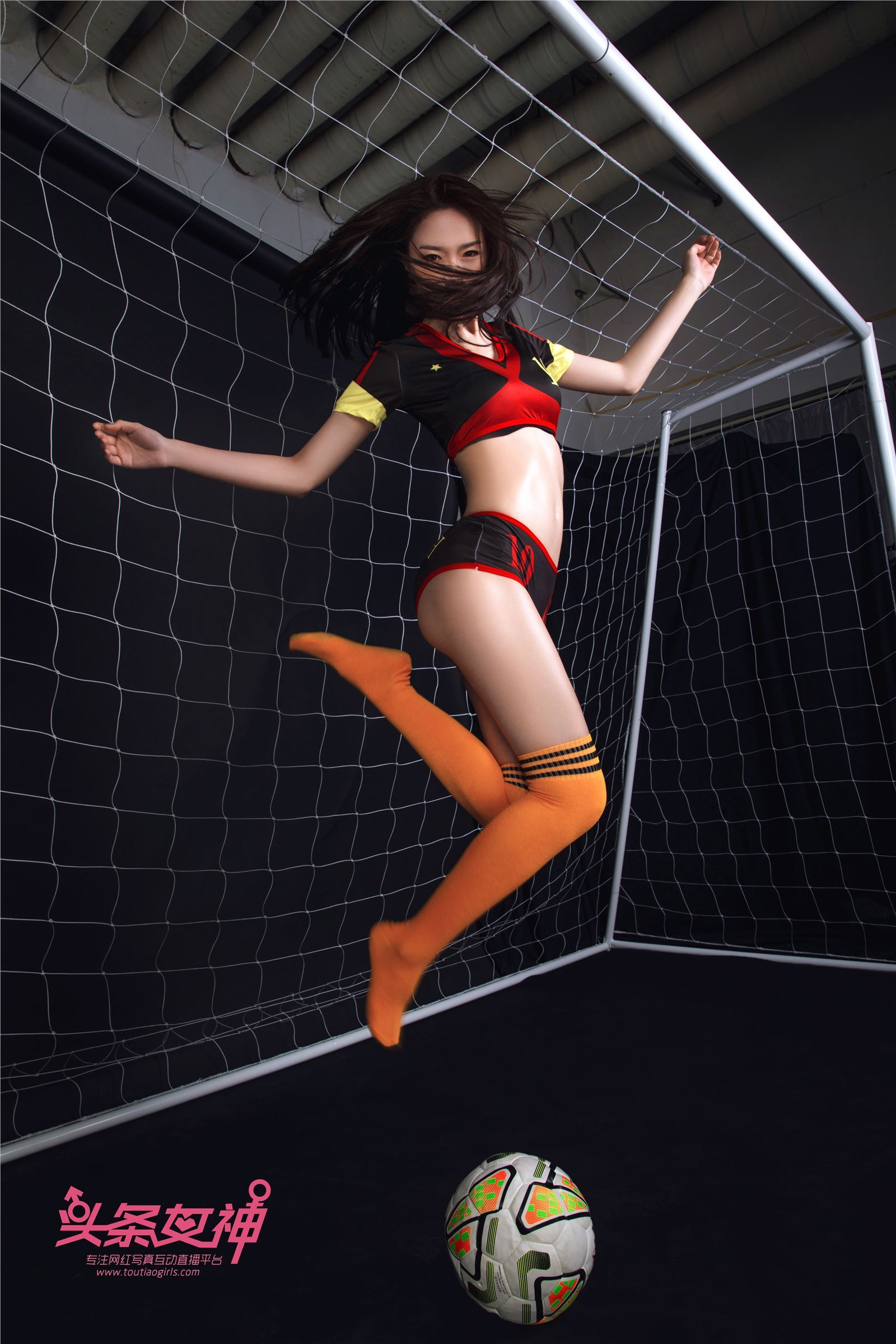 [TouTiao头条女神] 2018.06.09 梦心玥世界杯