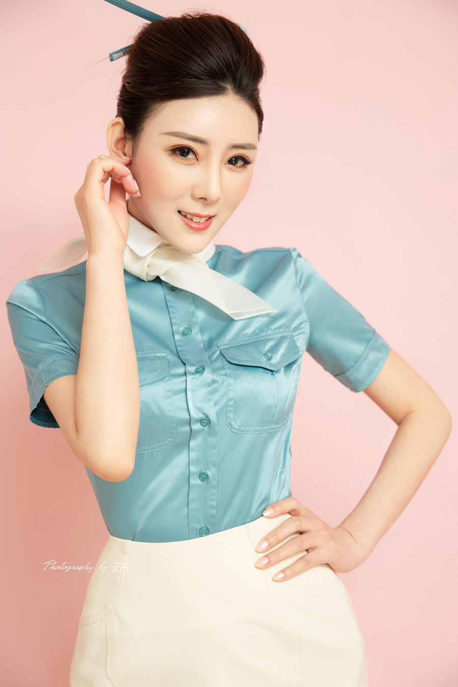 [TouTiao头条女神] 2019.04.01 COS大韩航空空姐