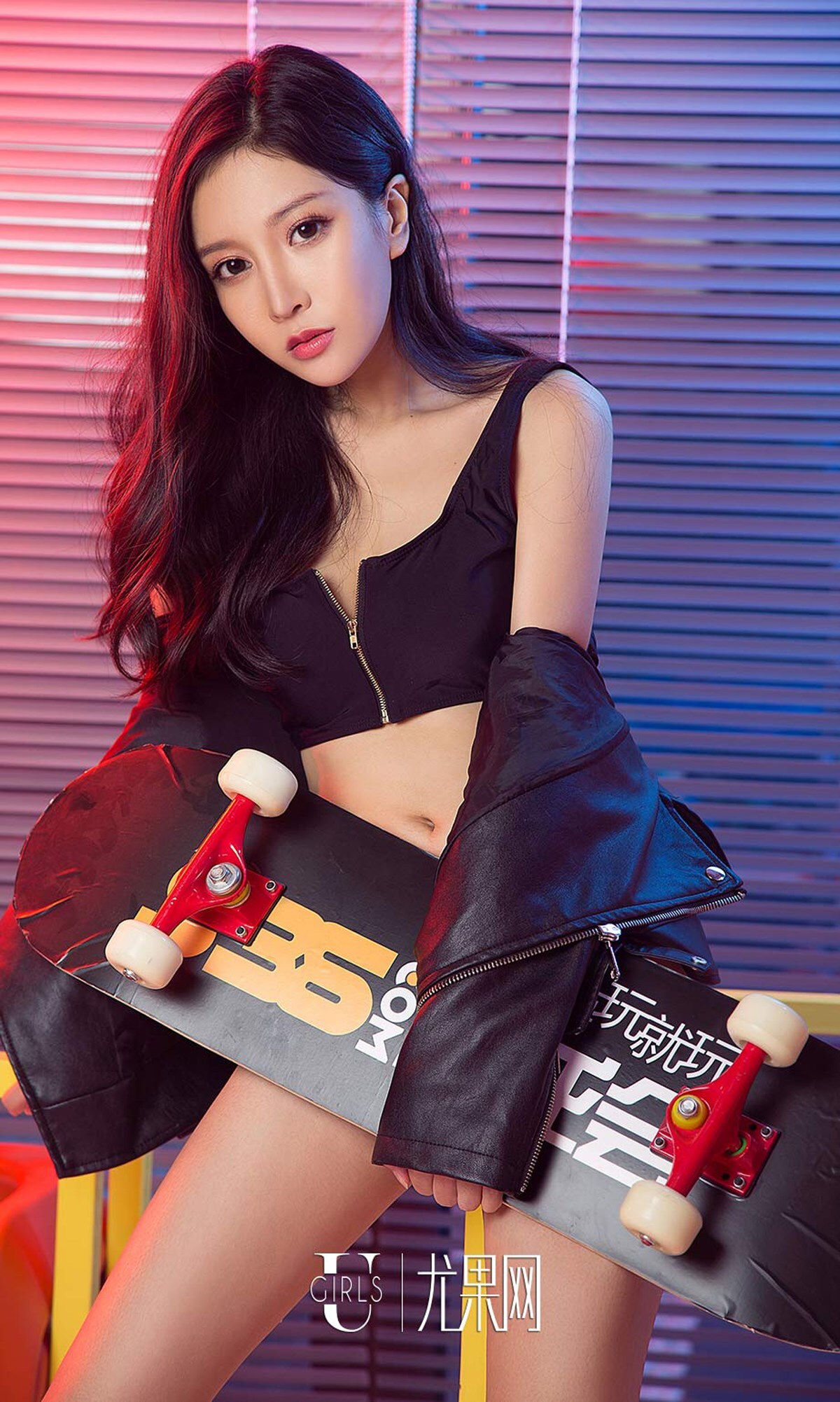 [爱尤物]2018APP NO.1227 豌豆公主一豌豆公主