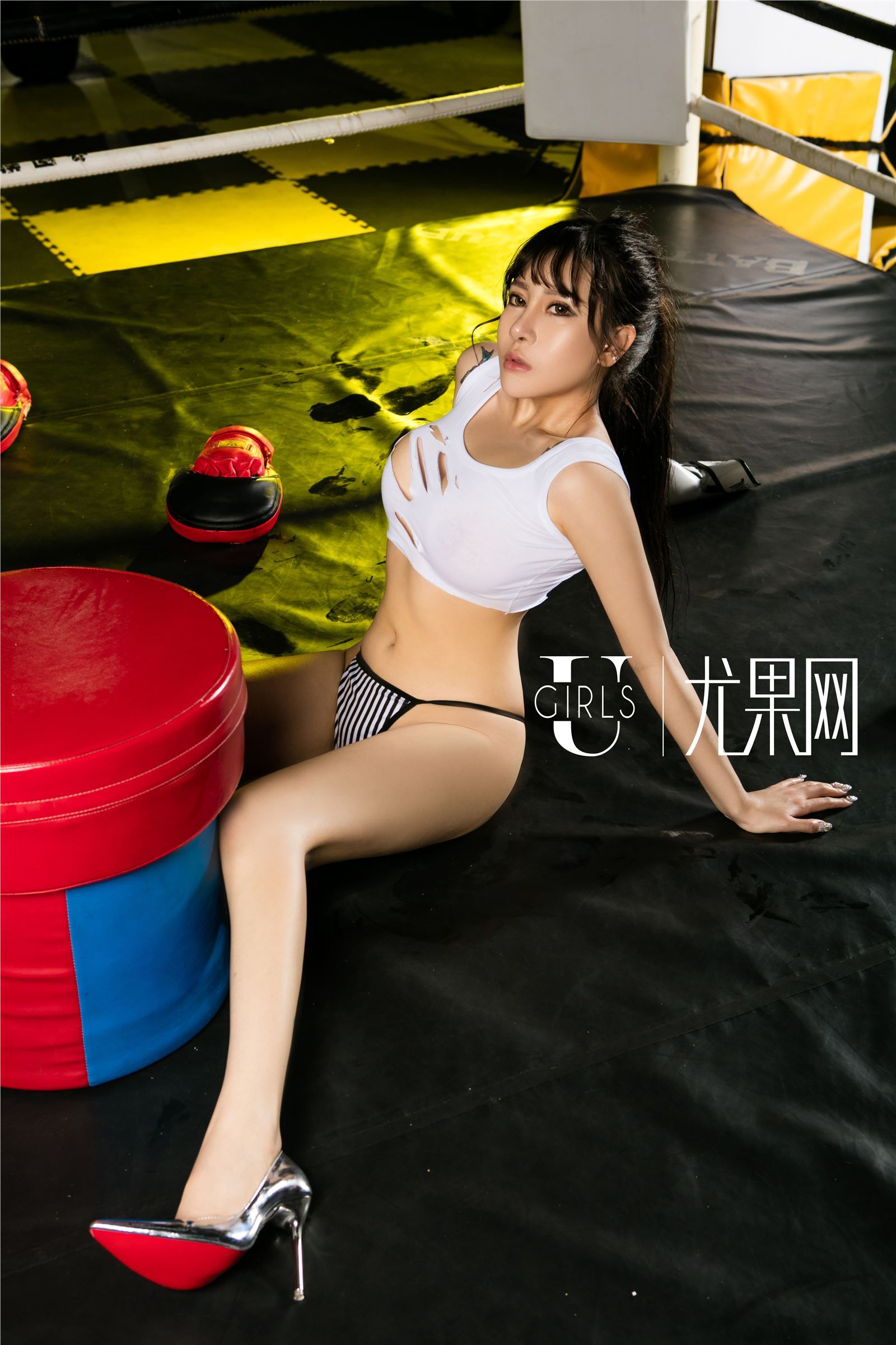 [Ugirls尤果网]高清重置 No.049 杨佩