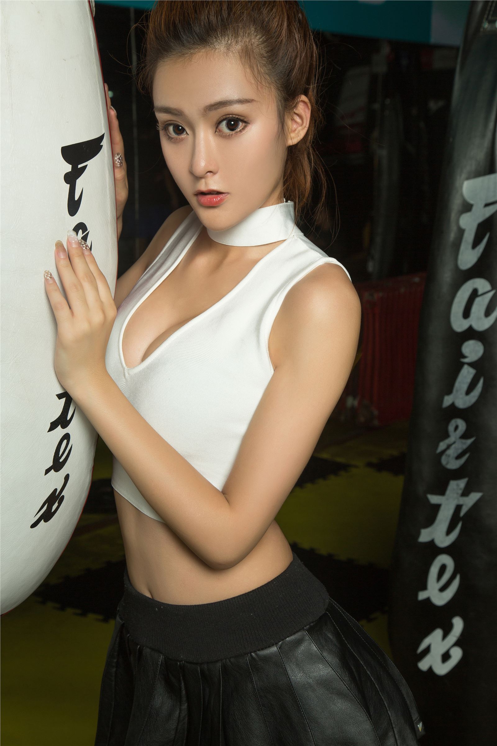 [Ugirls尤果网]高清重置 No.063 小晨晨